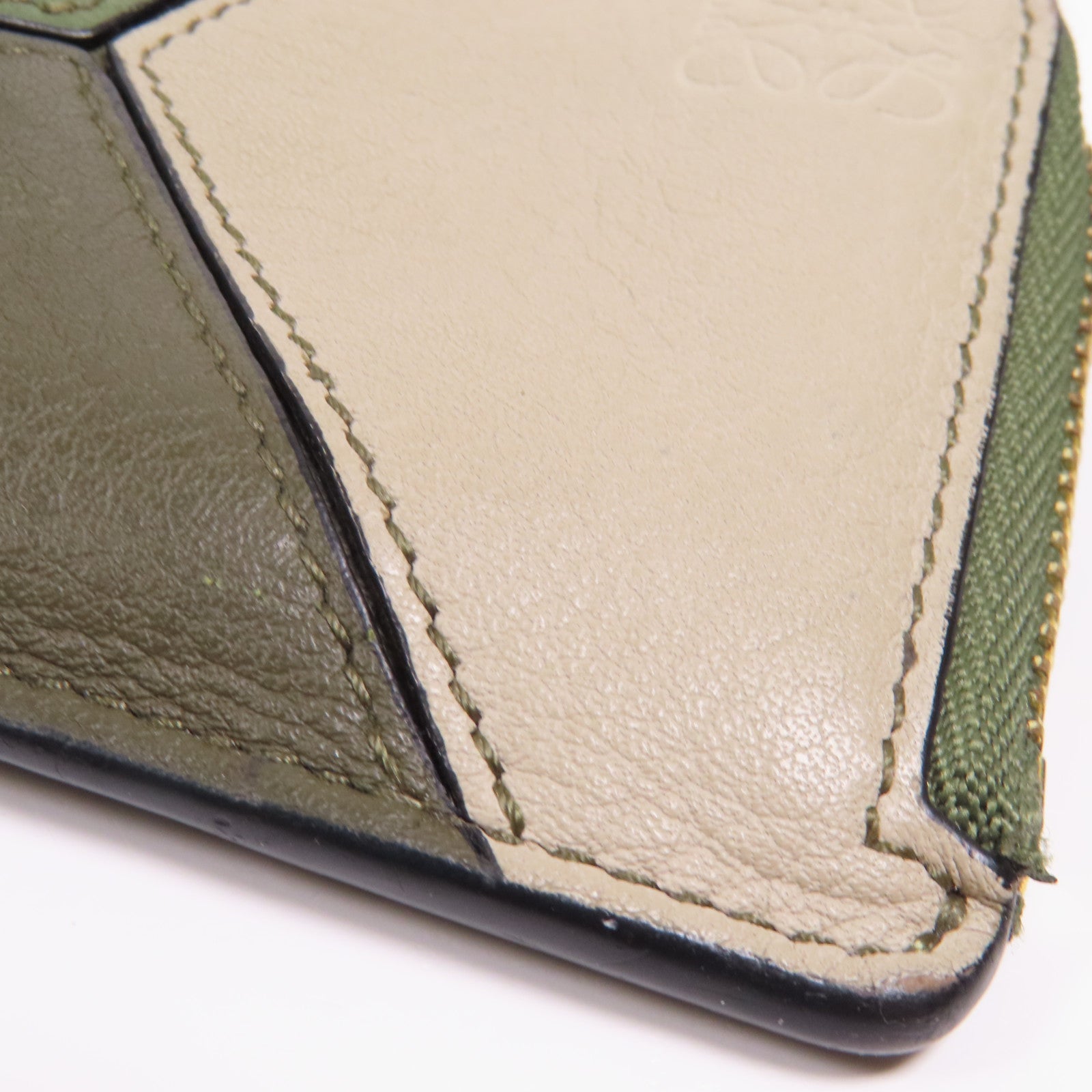 LOEWE 牛皮皮革Card Case金扣卡片套