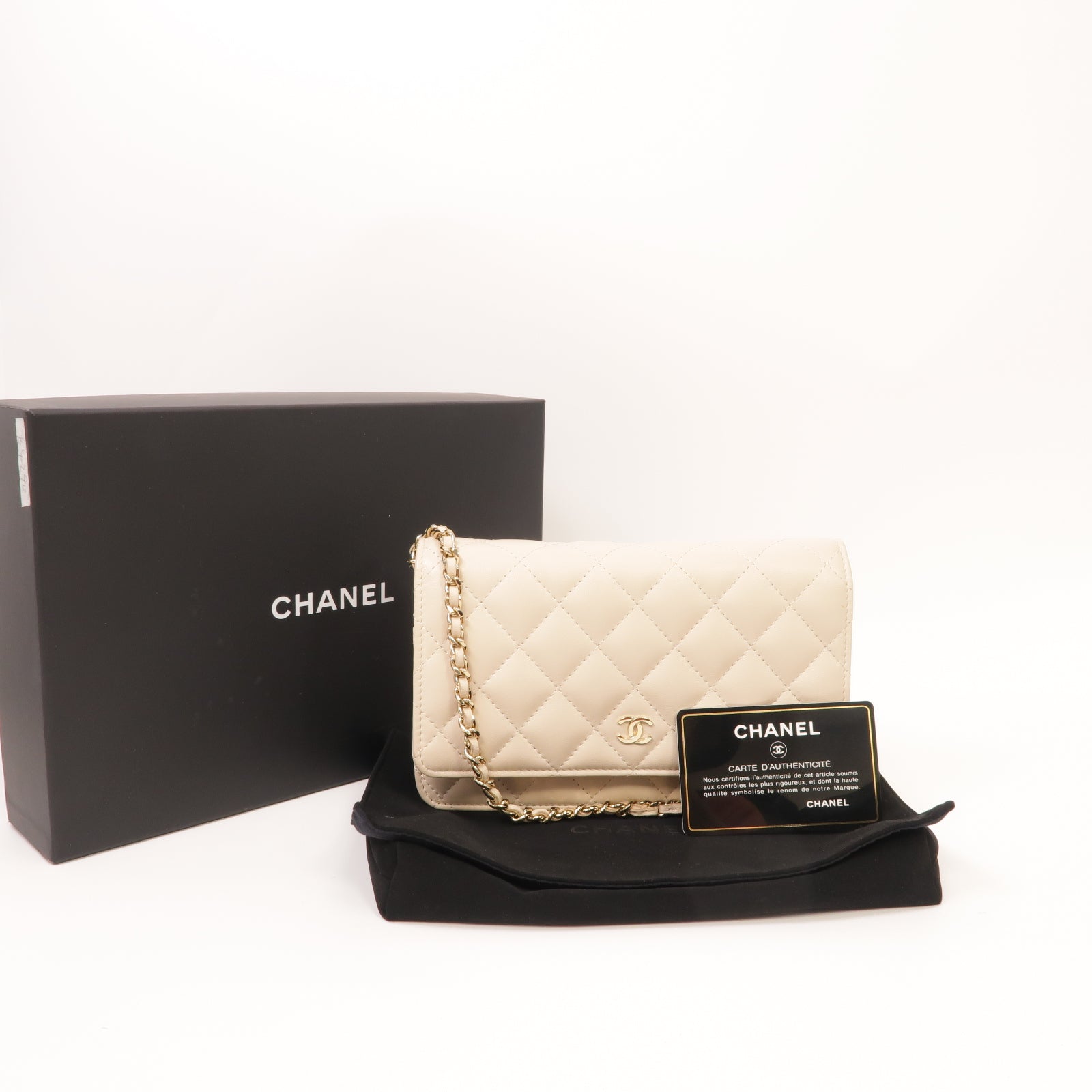 CHANEL 【激減優惠】菱格羊皮皮革WOC 19cm Chain Shoulder金扣鏈帶肩背袋米色