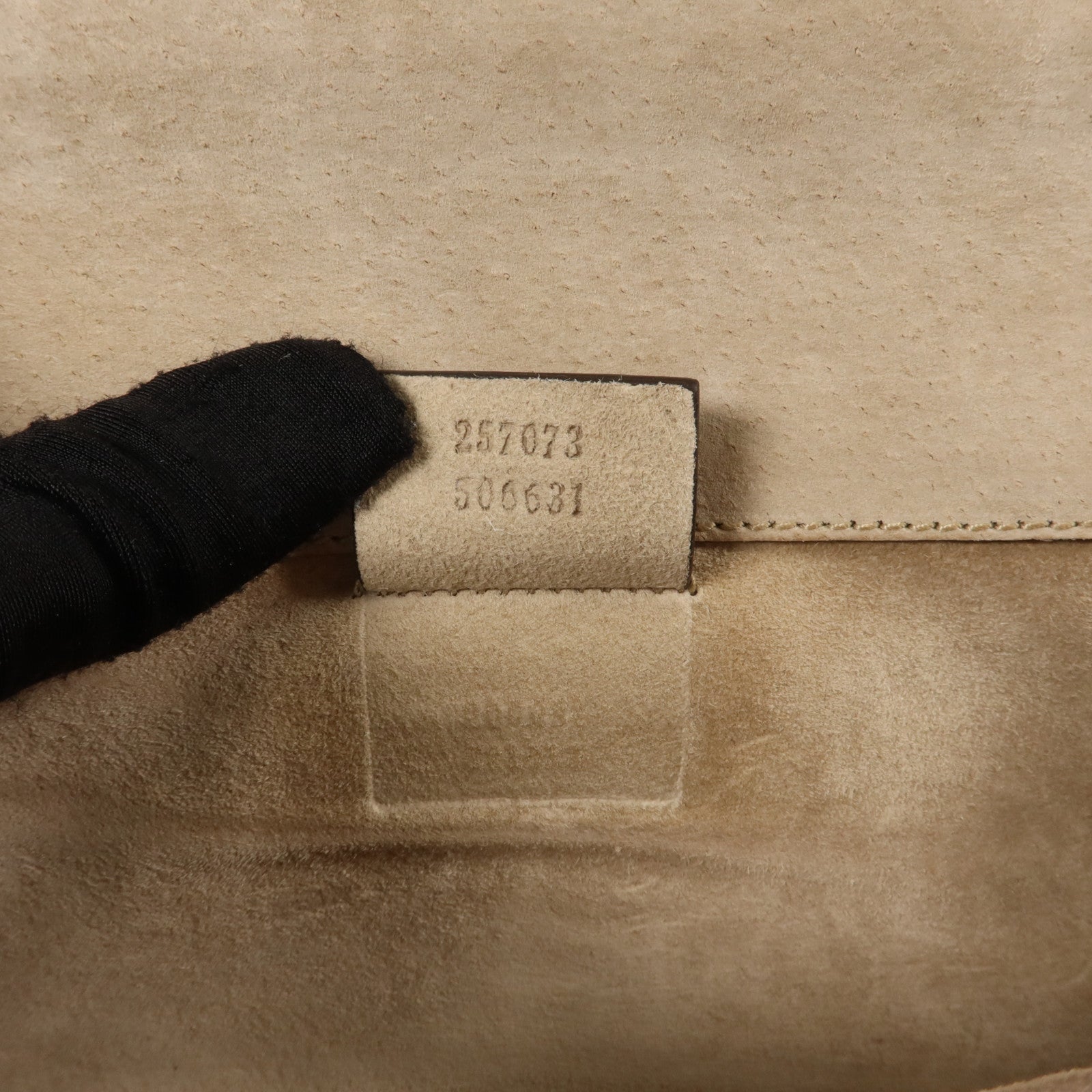 GUCCI 漆皮皮革Clutch Bag手拿包