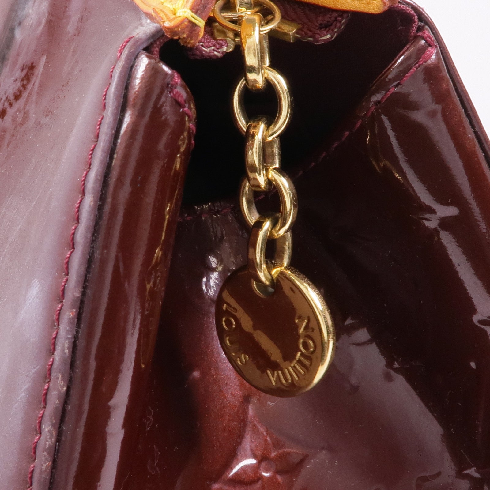 LOUIS VUITTON Vernis Brea MM金扣手挽肩背兩用袋Rouge Fauviste