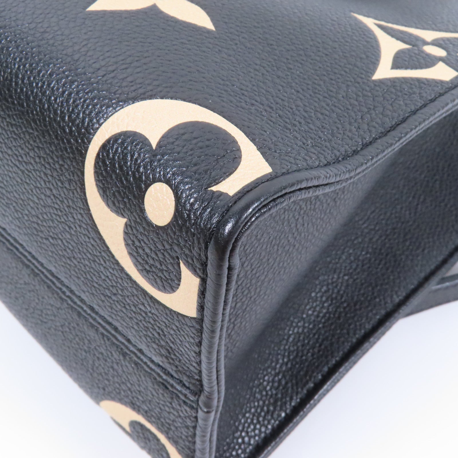 LOUIS VUITTON Monogram Empreinte On The Go PM金扣手挽肩背兩用袋黑色/米色