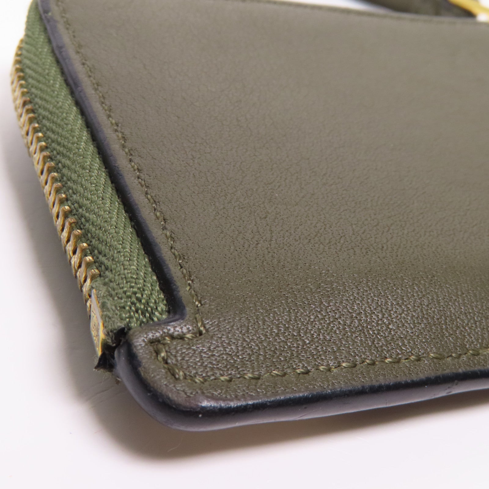 LOEWE 牛皮皮革Card Case金扣卡片套