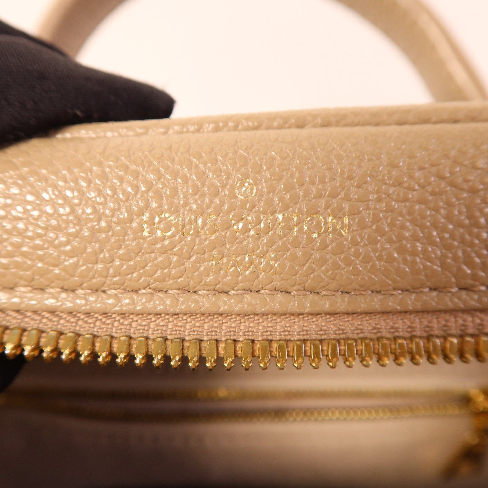 LOUIS VUITTON Monogram Empreinte Vanity PM金扣手挽肩背兩用袋