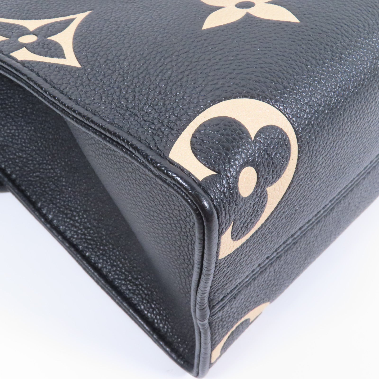 LOUIS VUITTON Monogram Empreinte On The Go PM金扣手挽肩背兩用袋黑色/米色