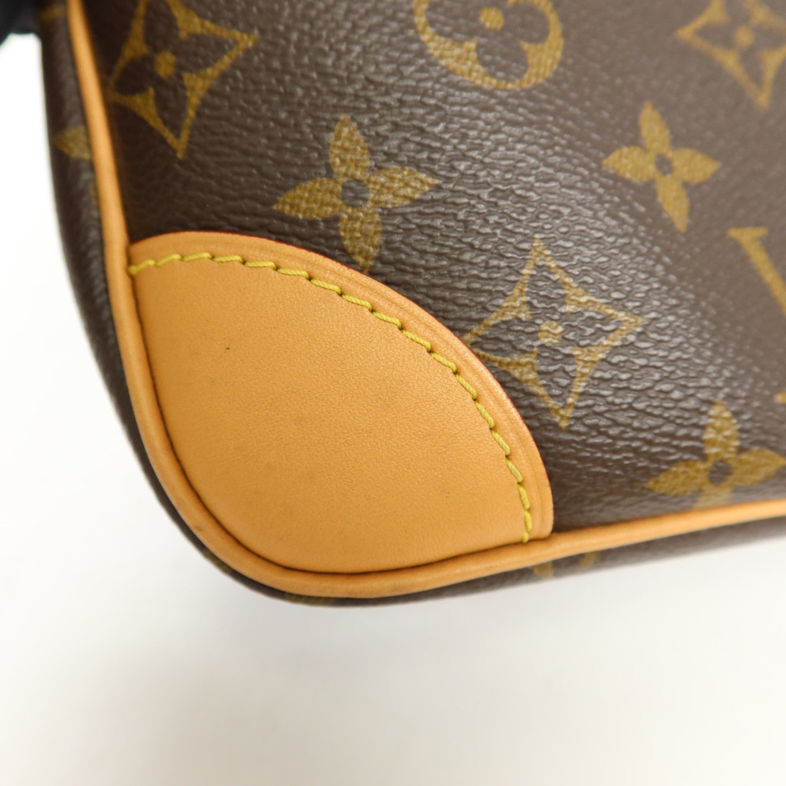 LOUIS VUITTON Monogram Odeon PM金扣手挽袋