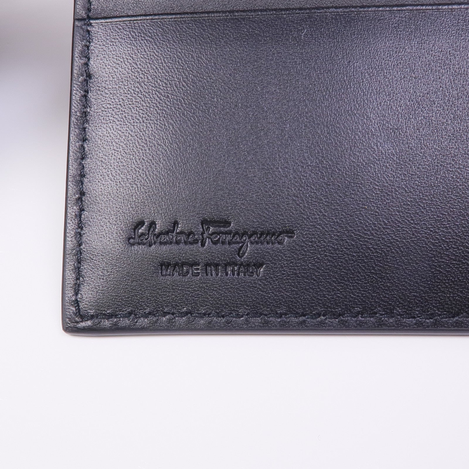 Salvatore Ferragamo 【激減優惠】牛皮皮革Wallet錢包