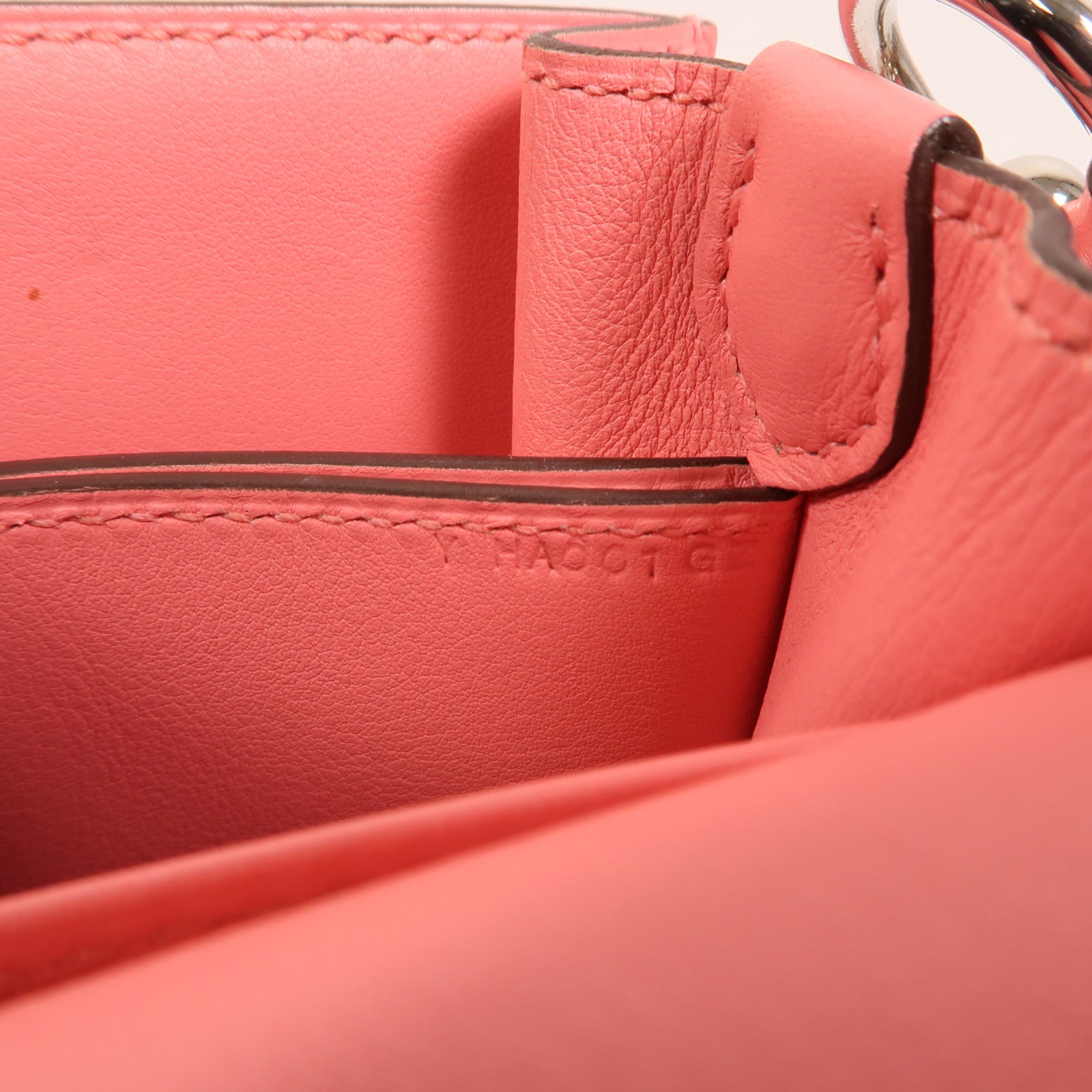 HERMES Evercolor皮革Mini Roulis銀扣肩背袋