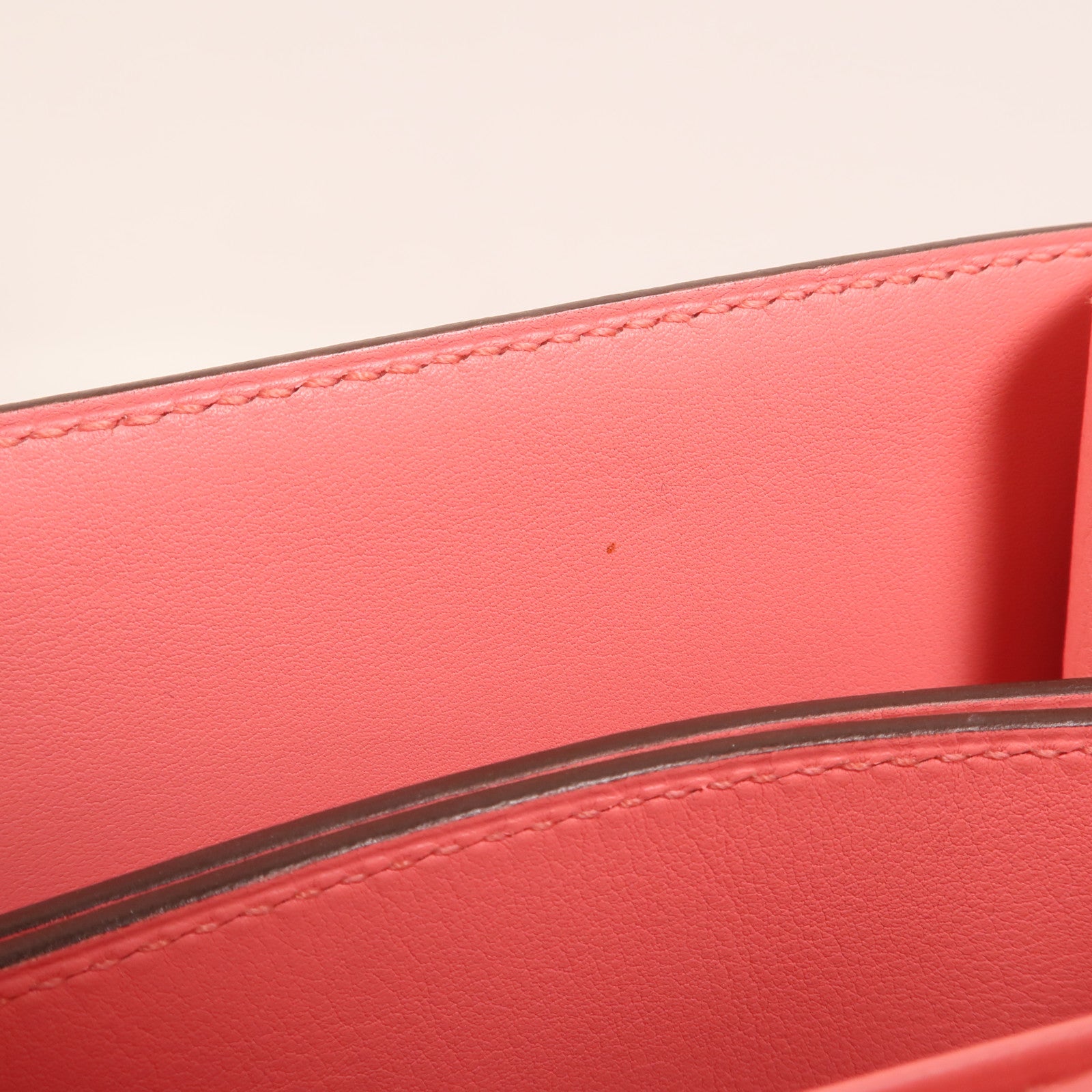 HERMES Evercolor皮革Mini Roulis銀扣肩背袋