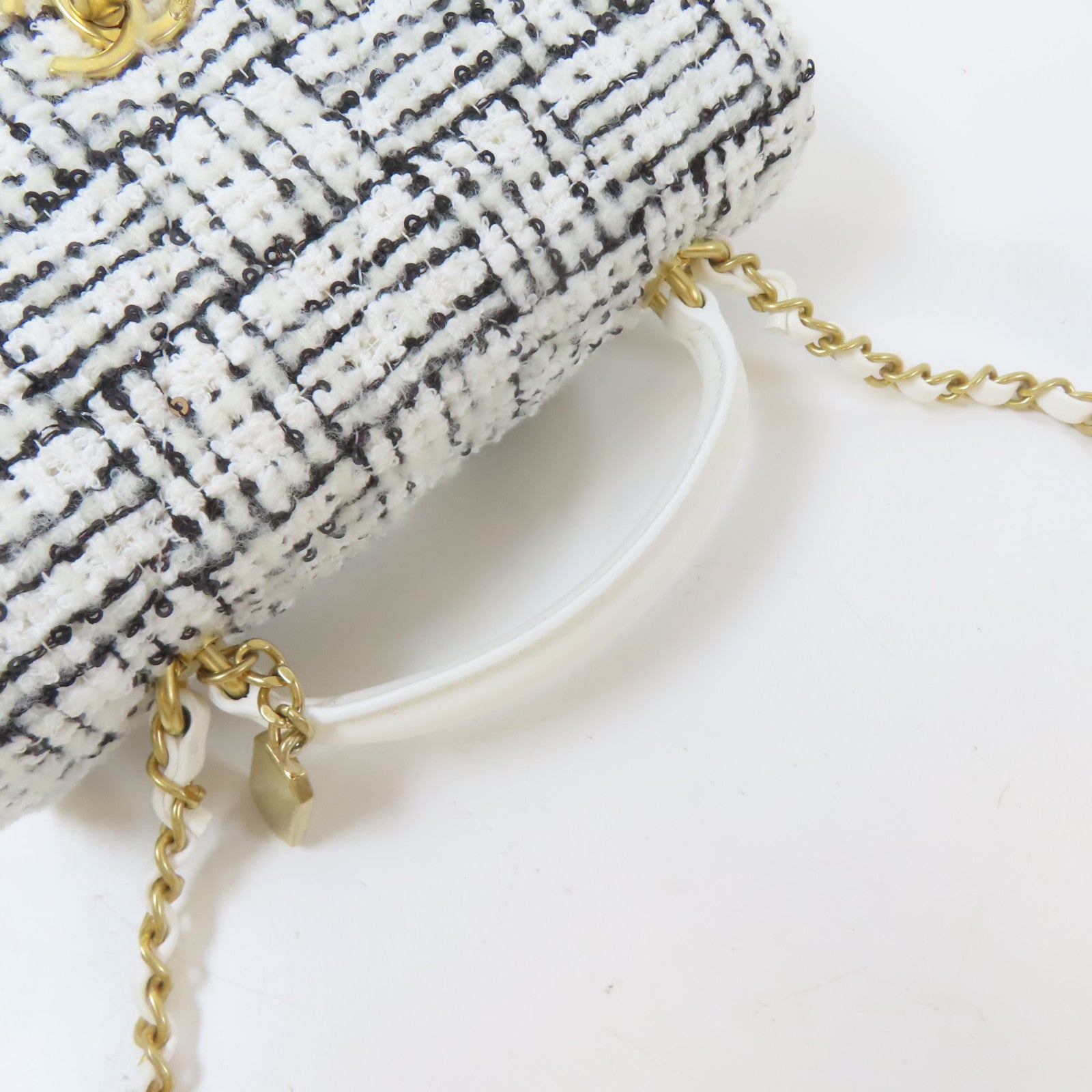 CHANEL 【激減優惠】斜紋軟呢2 Way Shoulder Bag金扣手挽肩背兩用袋黑色/白色