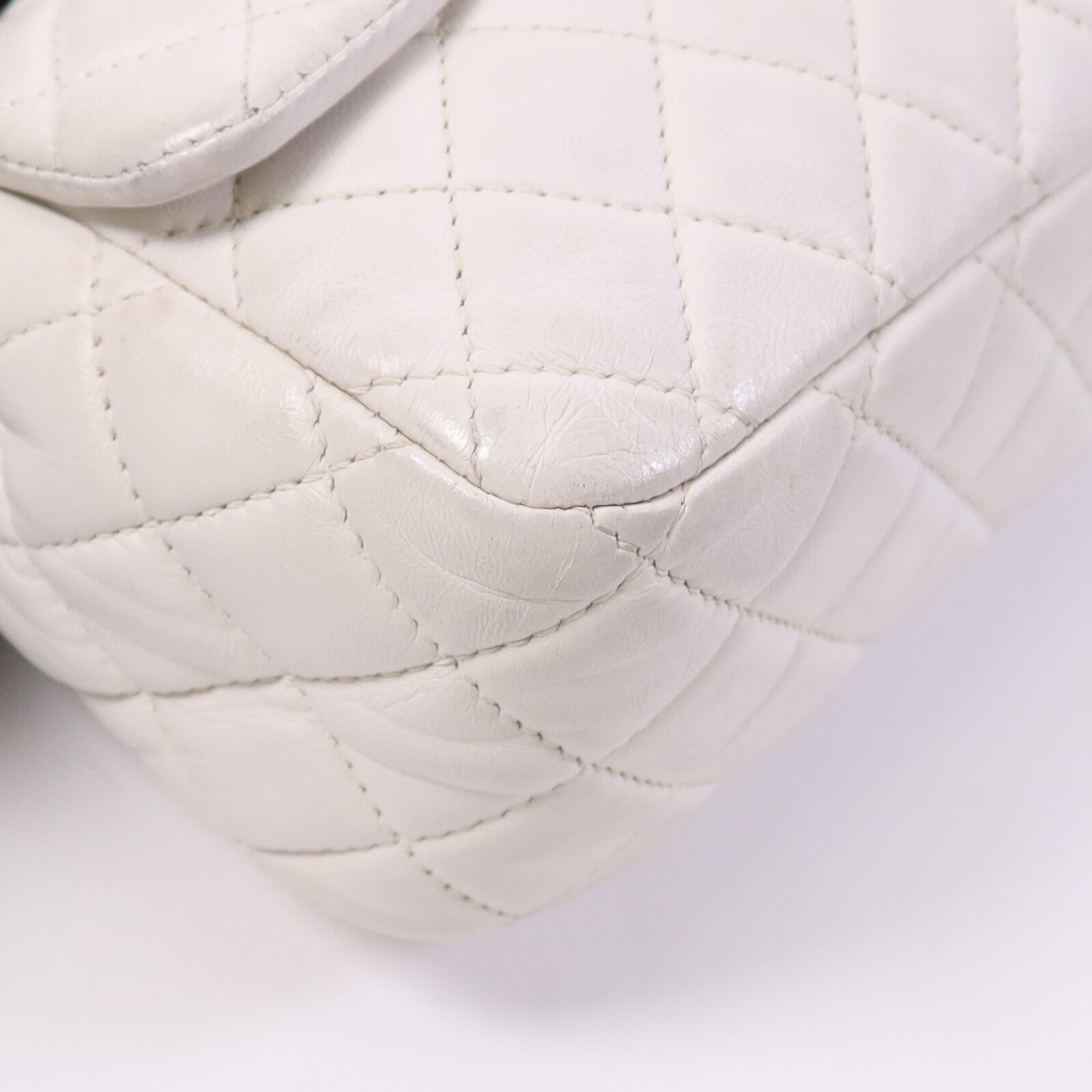 CHANEL 羊皮皮革Classique Valentine金扣鏈帶肩背袋