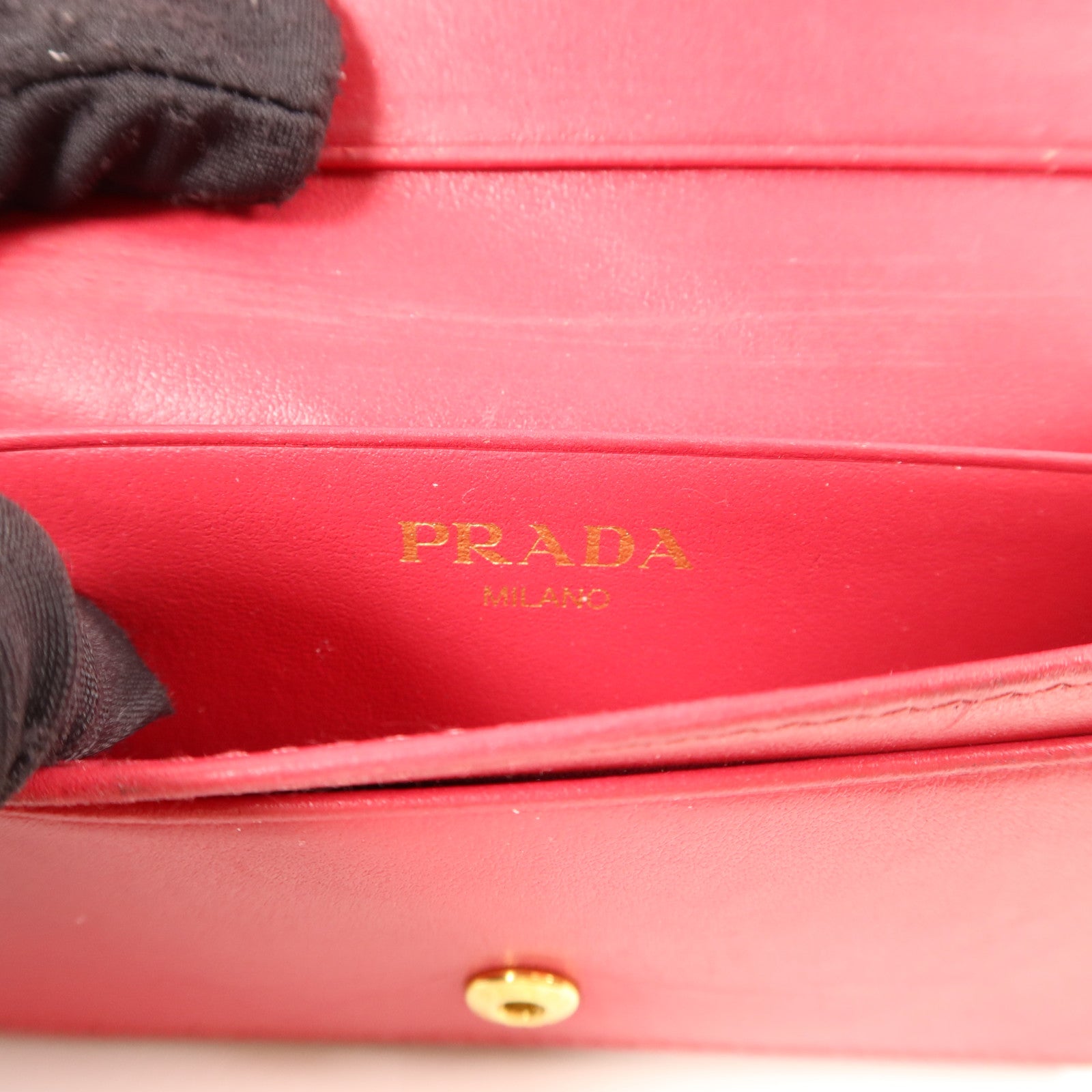 PRADA 牛皮皮革Card Case金扣卡片套