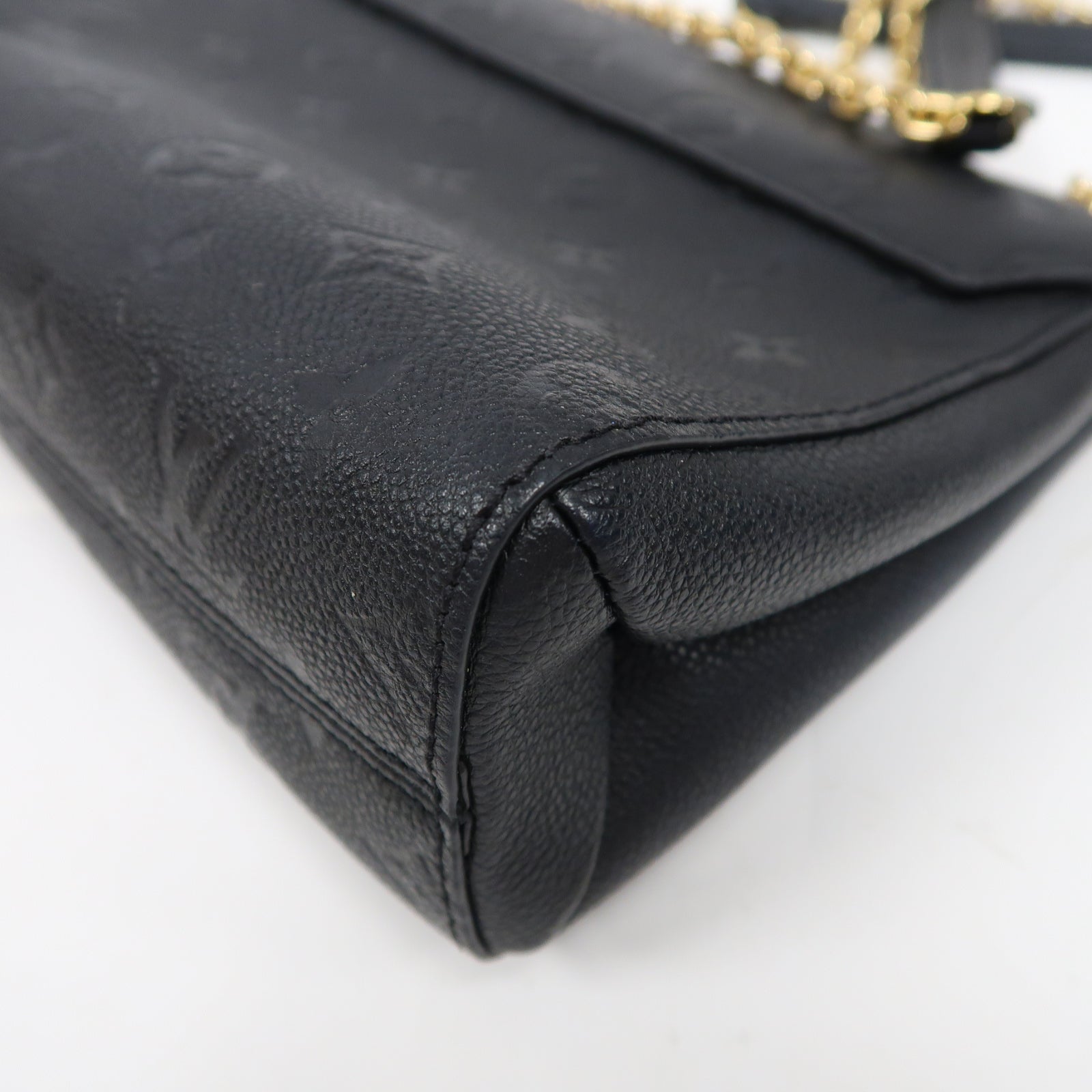 LOUIS VUITTON Monogram Empreinte Vavin PM金扣鏈帶肩背袋黑色