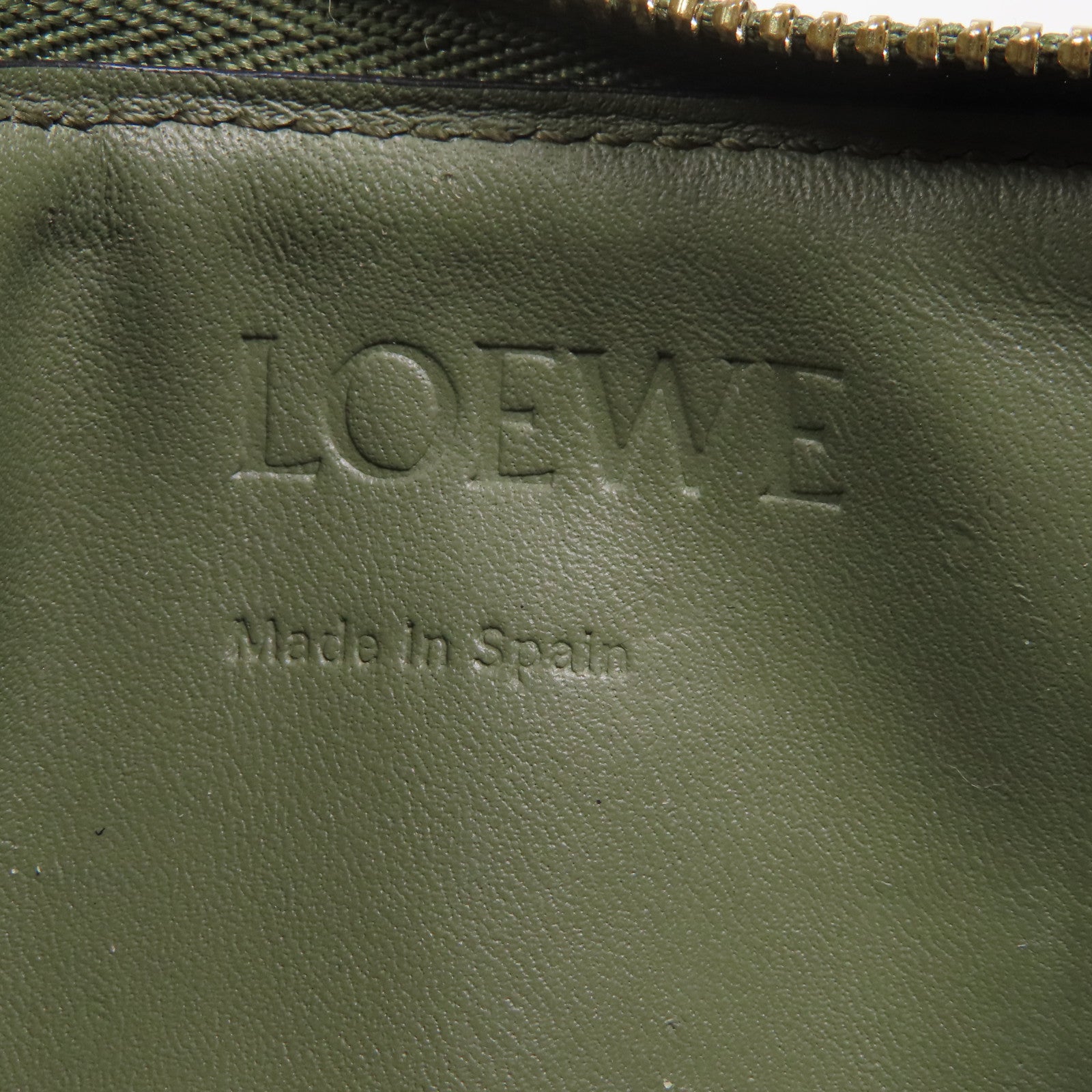 LOEWE 牛皮皮革Card Case金扣卡片套