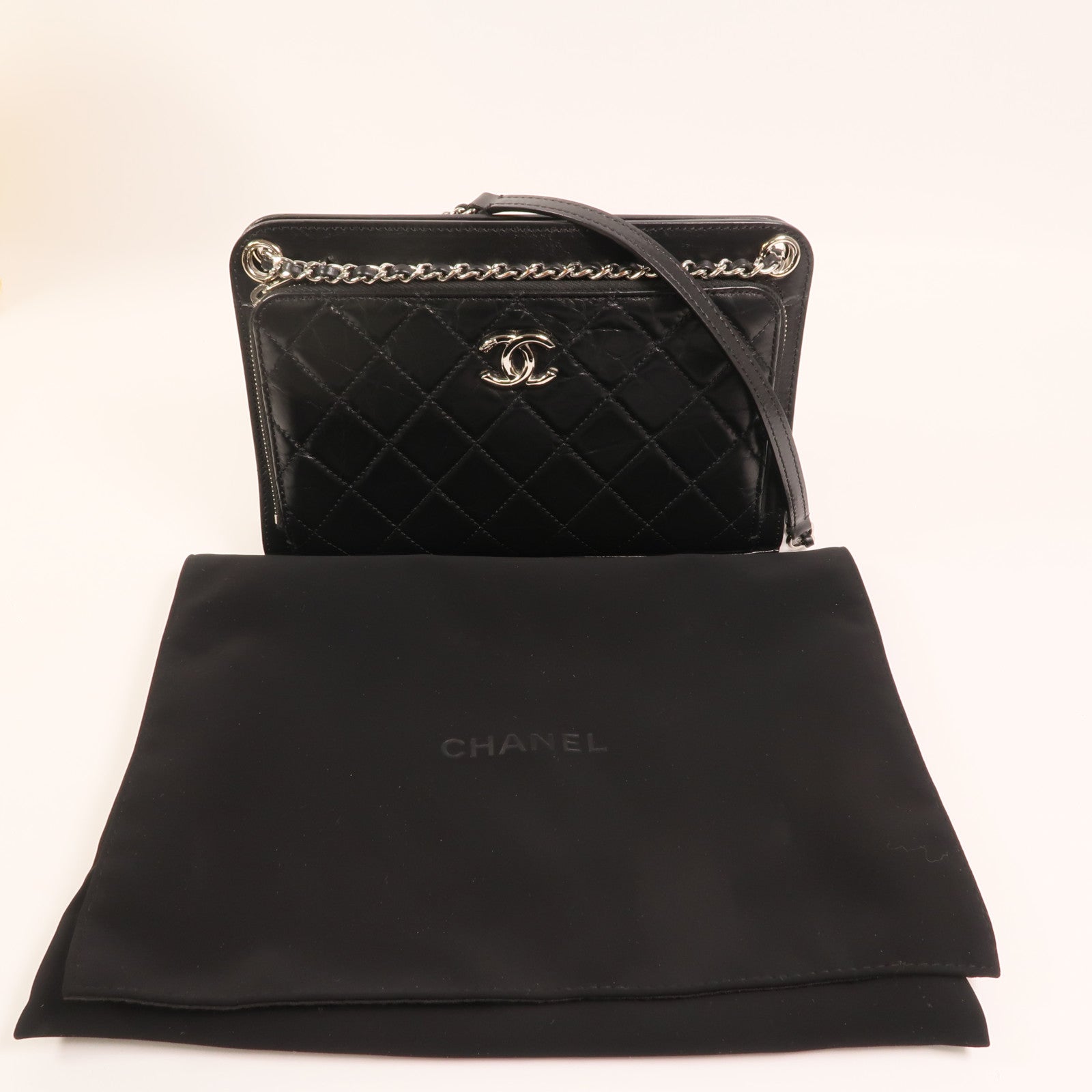 CHANEL 牛皮皮革Chain Shoulder銀扣鏈帶肩背袋