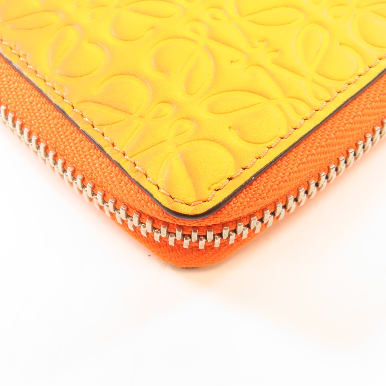 LOEWE 牛皮皮革Zipper Wallet銀扣錢包橙色/黄色