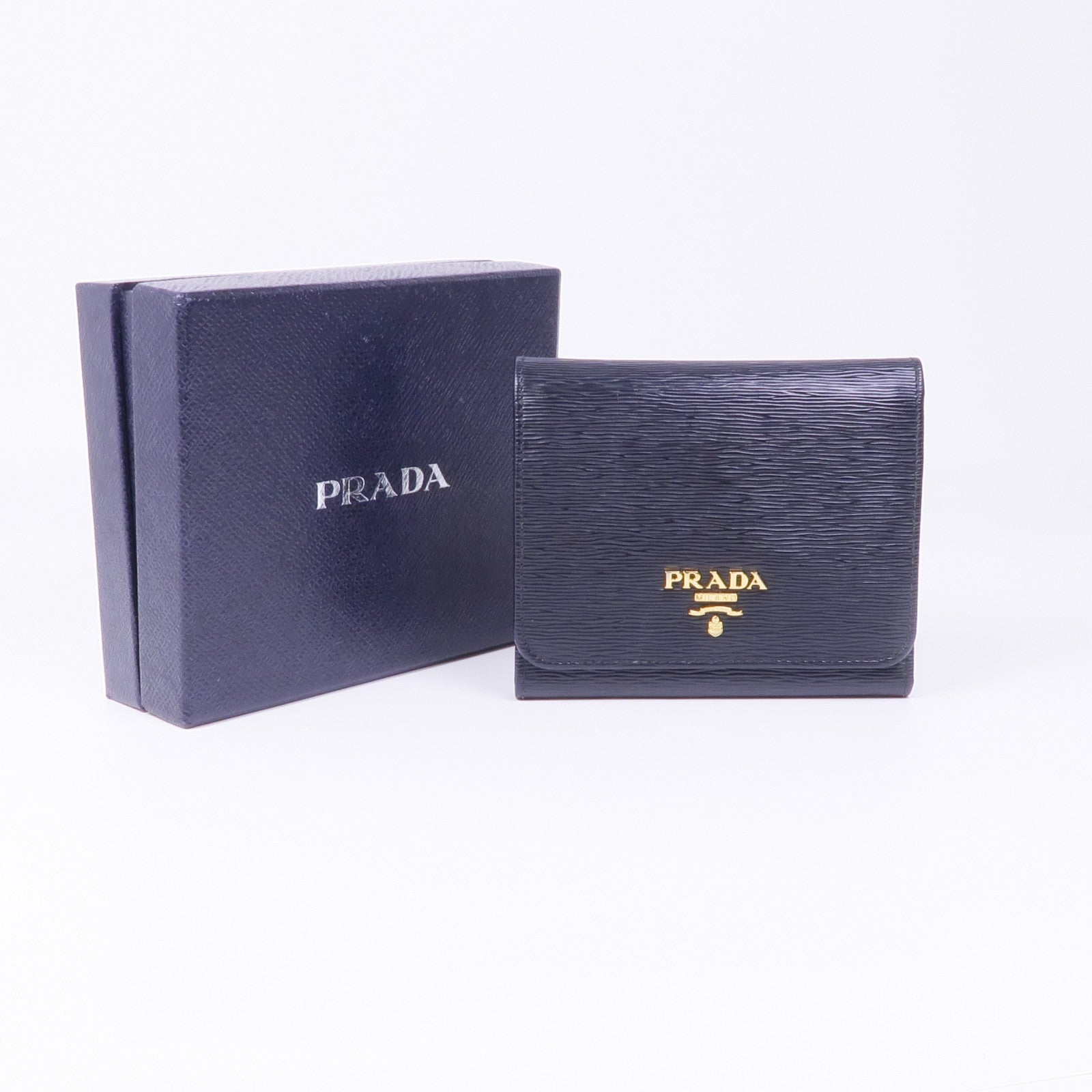 PRADA 【激減優惠】牛皮皮革Wallet金扣錢包