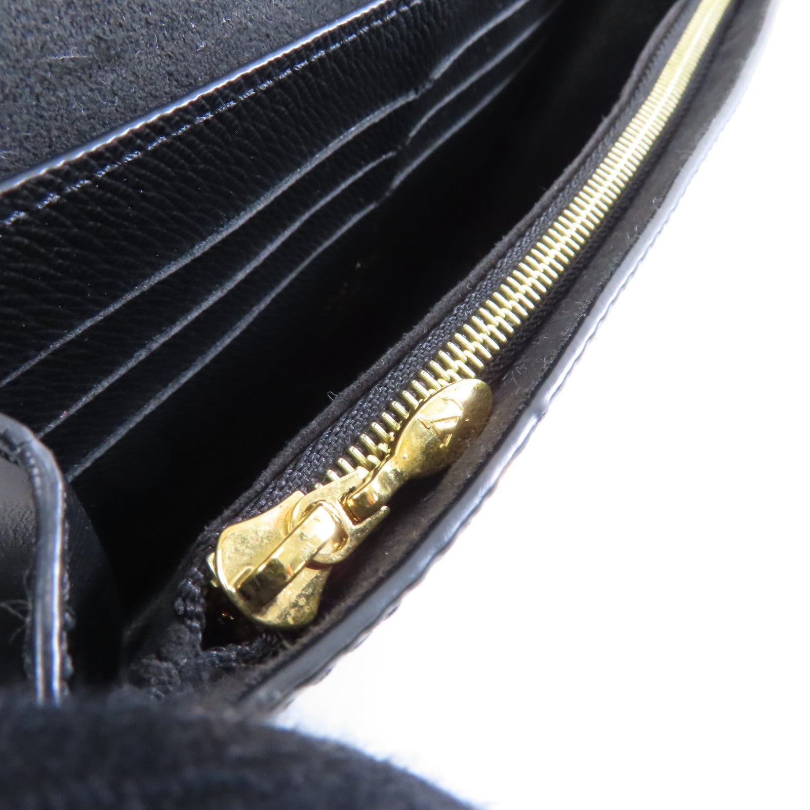 LOUIS VUITTON Epi Twist金扣鏈帶肩背袋黑色