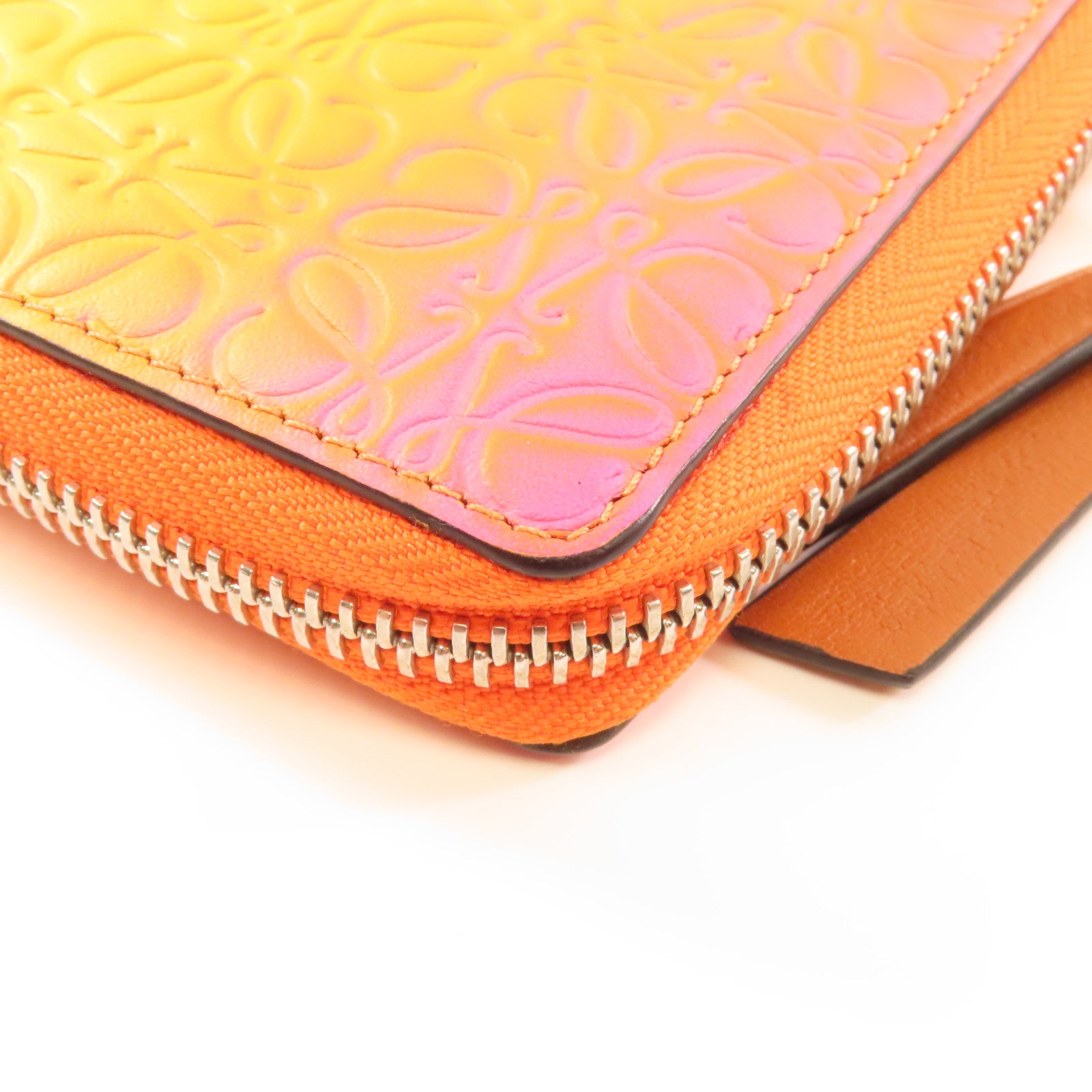 LOEWE 牛皮皮革Zipper Wallet銀扣錢包橙色/黄色