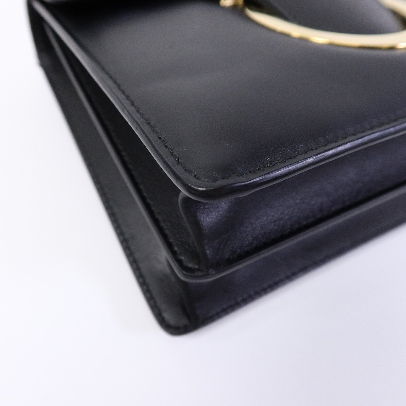 Salvatore Ferragamo 牛皮皮革Chain Shoulder Bag鏈帶肩背袋