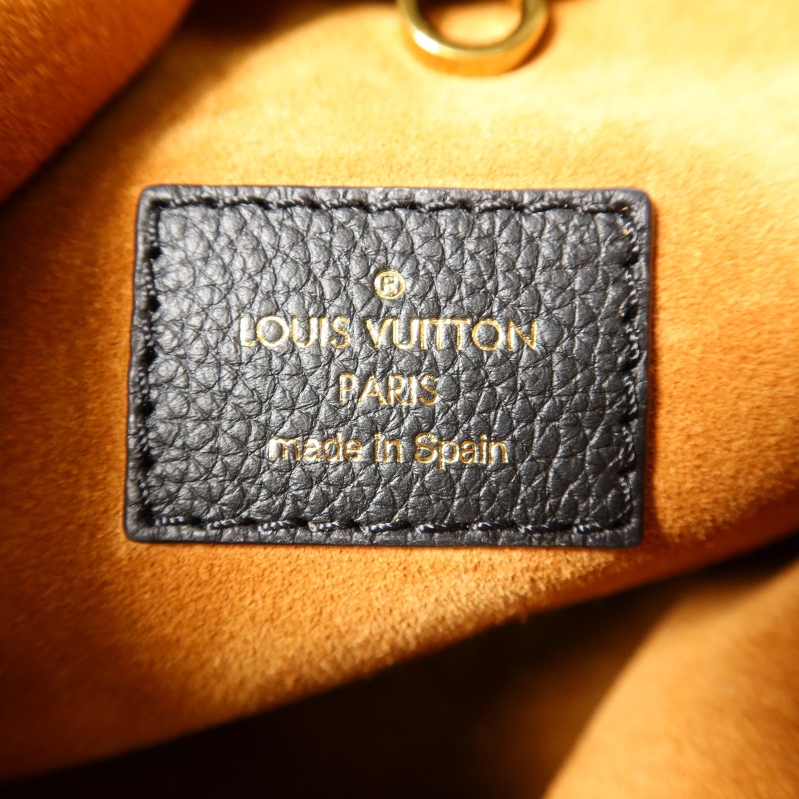 LOUIS VUITTON 牛皮皮革Low Key Hobo MM金扣肩背袋