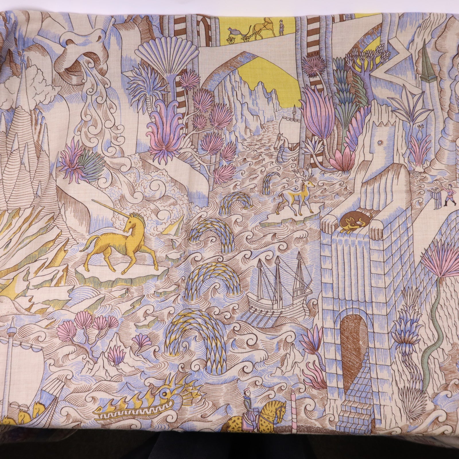 HERMES 絲質/羊絨Scarf 140X140絲巾