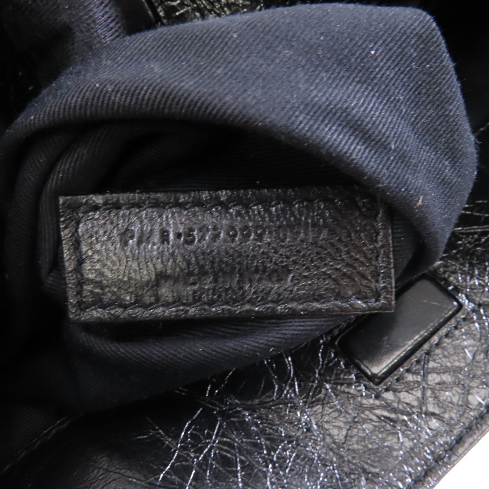 SAINT LAURENT 牛皮皮革Shoulder Bag銀扣鏈帶肩背袋黑色