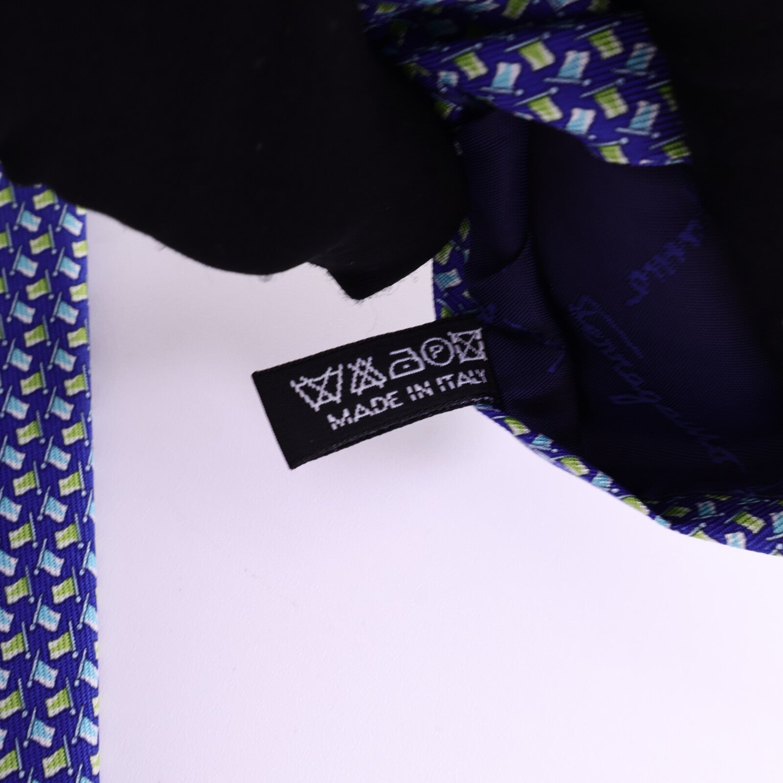 Salvatore Ferragamo 絲質Necktie領帶