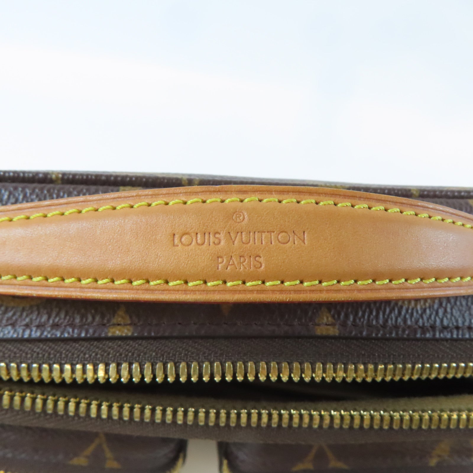 LOUIS VUITTON 【激減優惠】Monogram Utility 2 Way Shoulder Bag金扣手挽肩背兩用袋啡色
