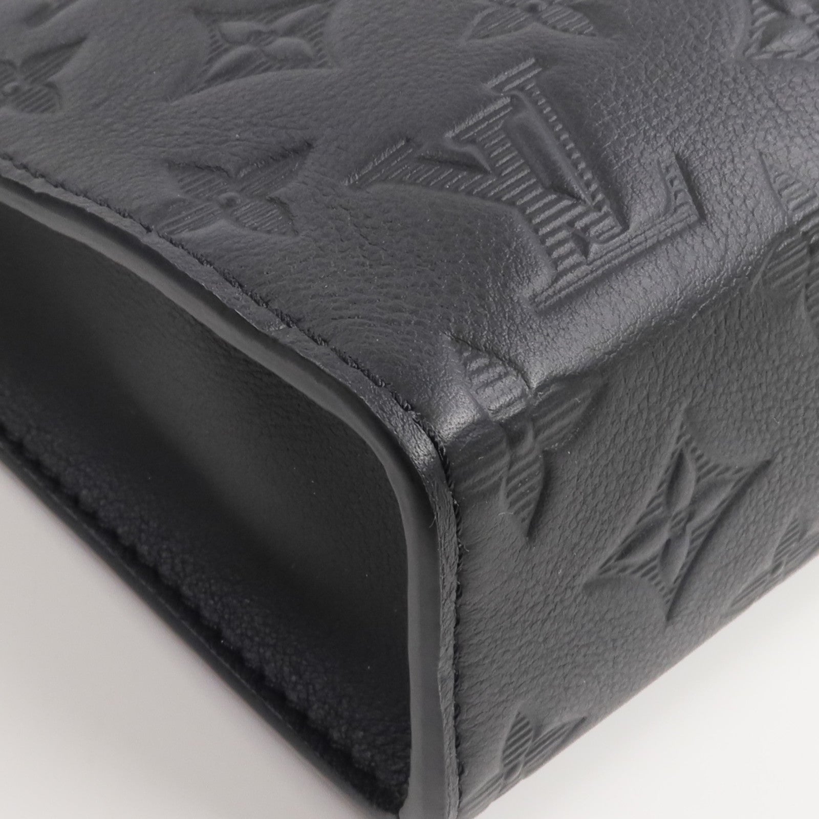 LOUIS VUITTON Monogram Shadow Gaston Wearable Wallet肩背袋