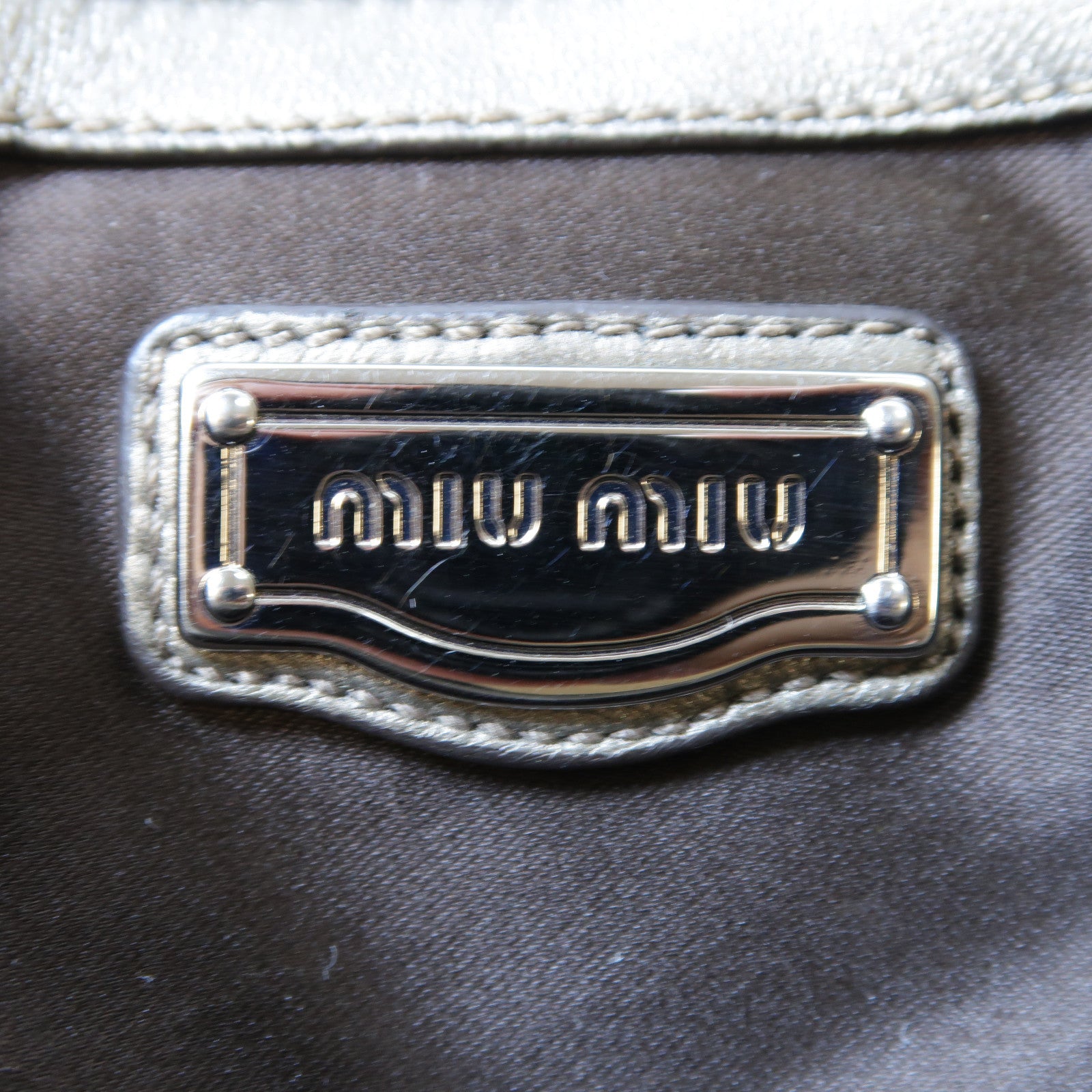Miu Miu 【激減優惠】牛皮皮革2 Way Shoulder bag銀扣手挽肩背兩用袋銀色