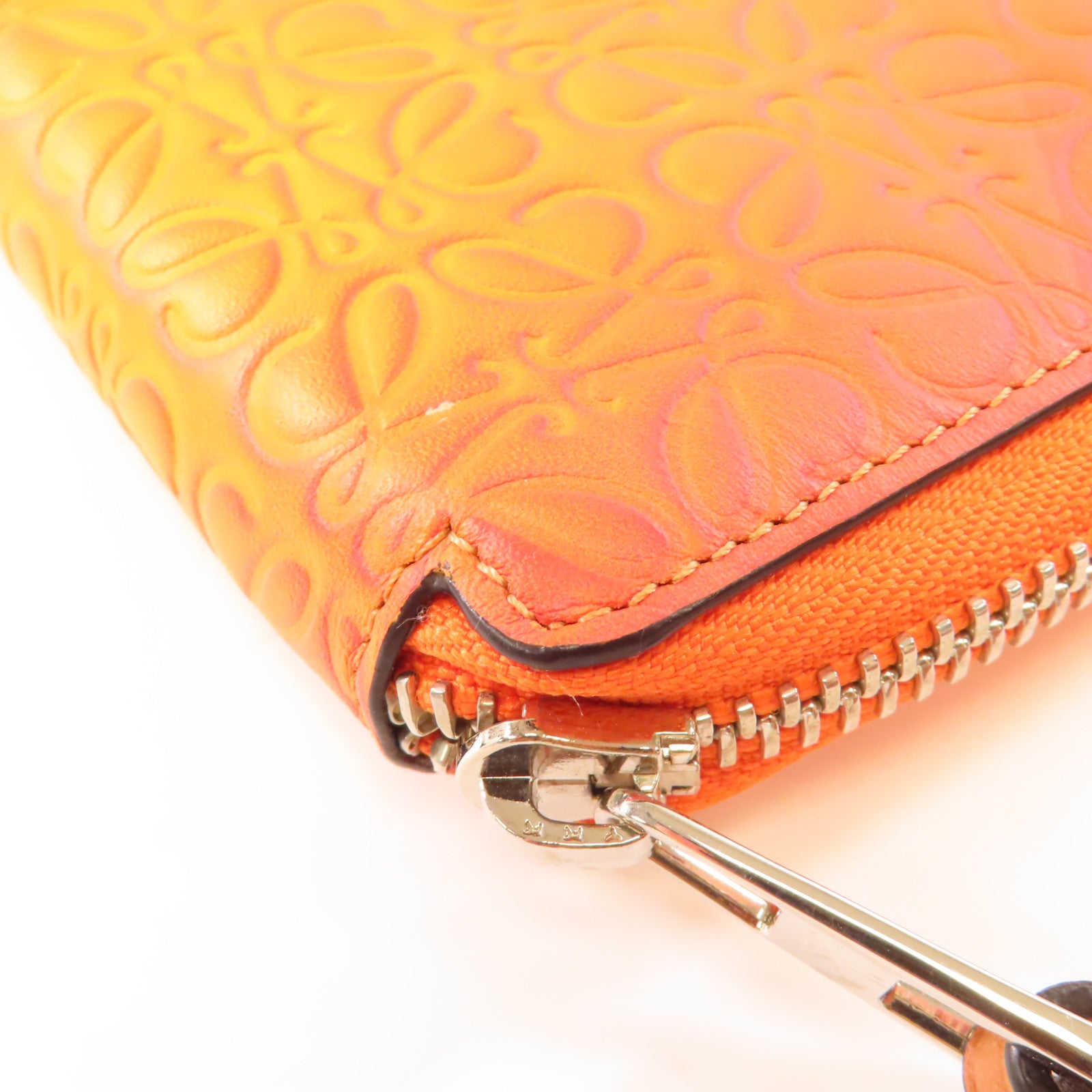 LOEWE 牛皮皮革Zipper Wallet銀扣錢包橙色/黄色