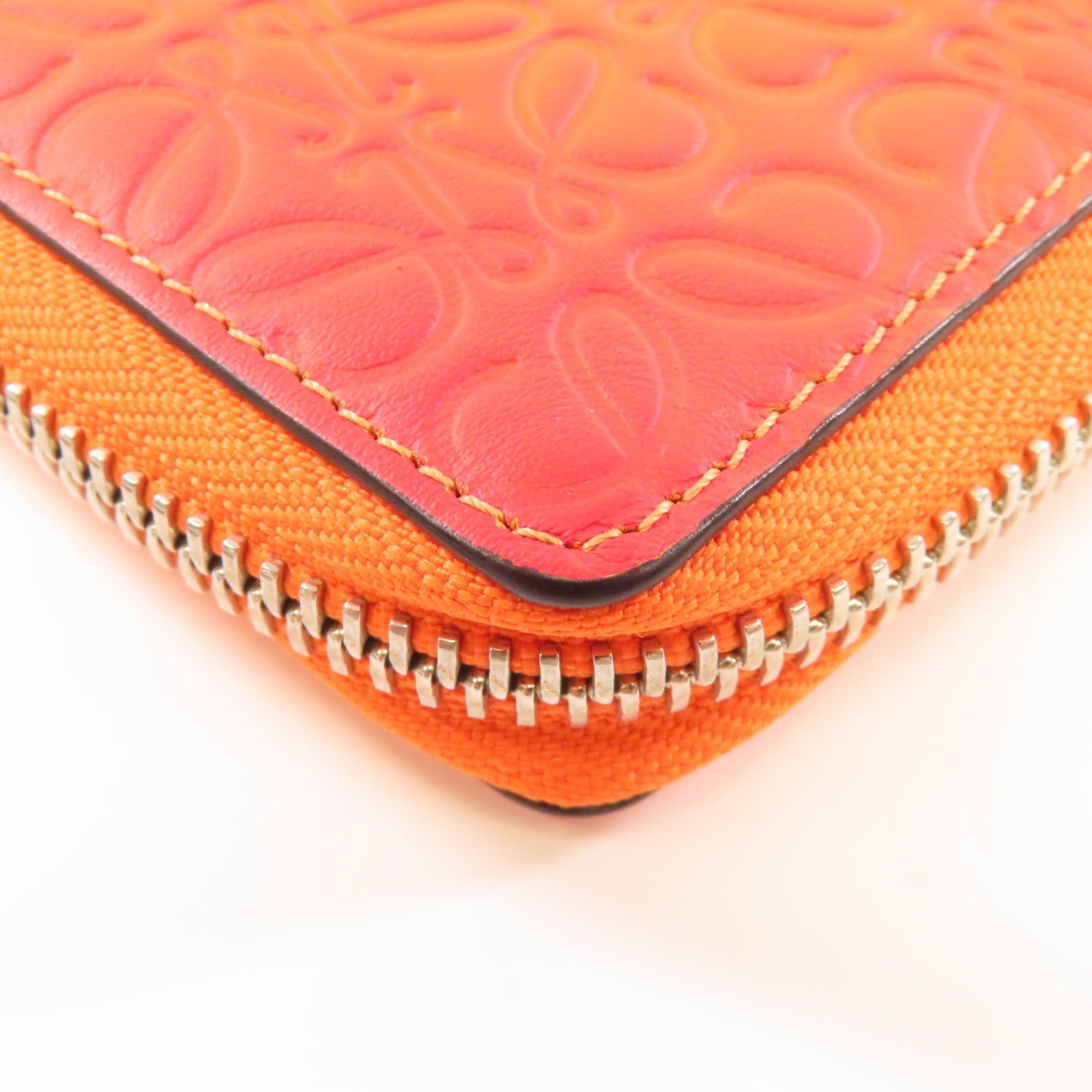LOEWE 牛皮皮革Zipper Wallet銀扣錢包橙色/黄色
