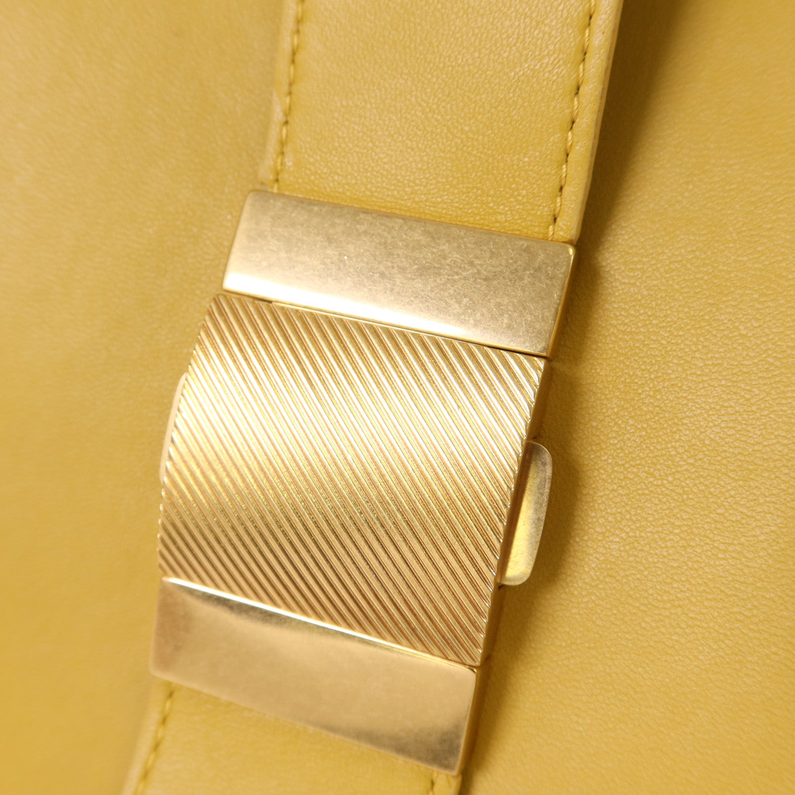 BOTTEGA VENETA 皮革Marie金扣肩背袋