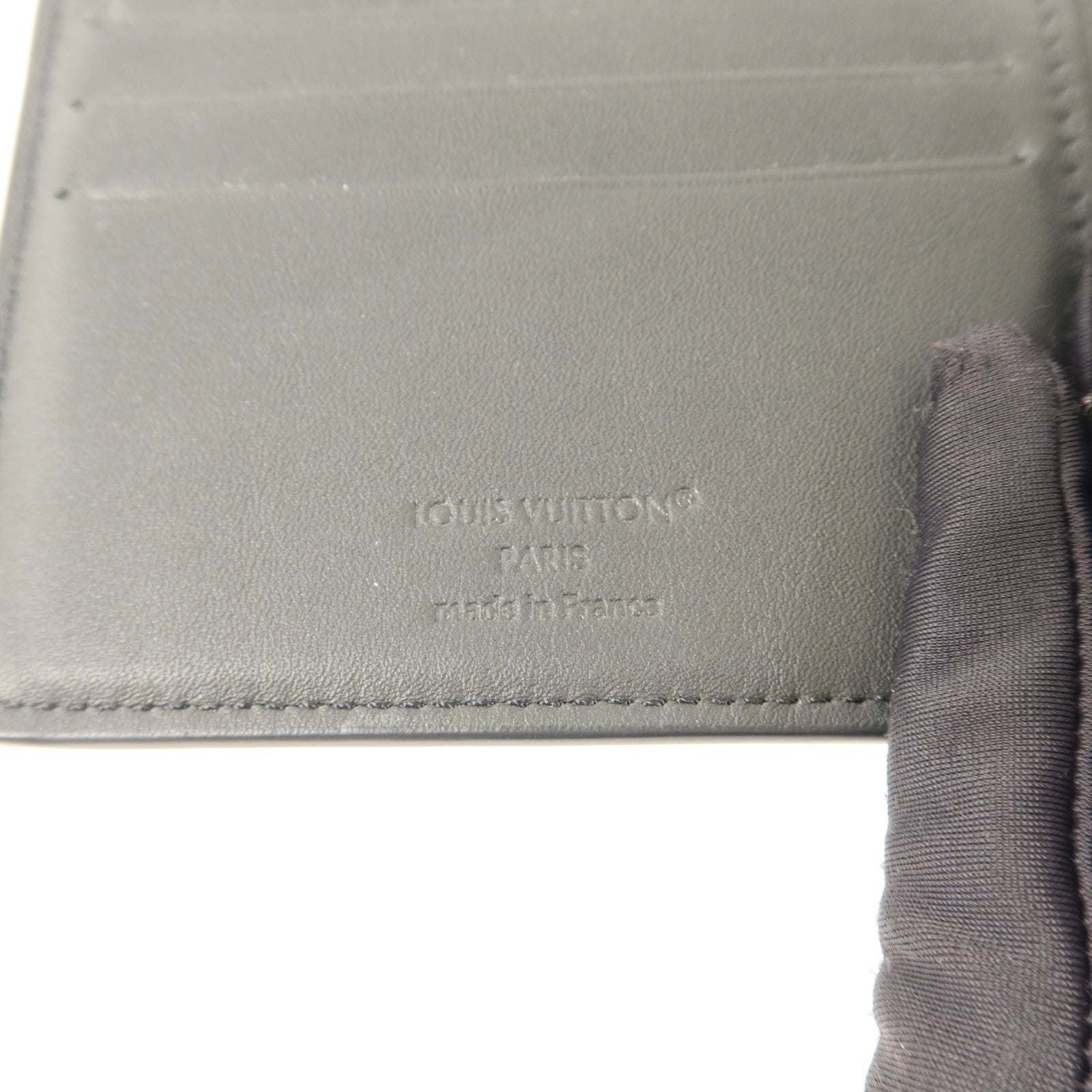 LOUIS VUITTON Monogram Taurillon Multiple錢包