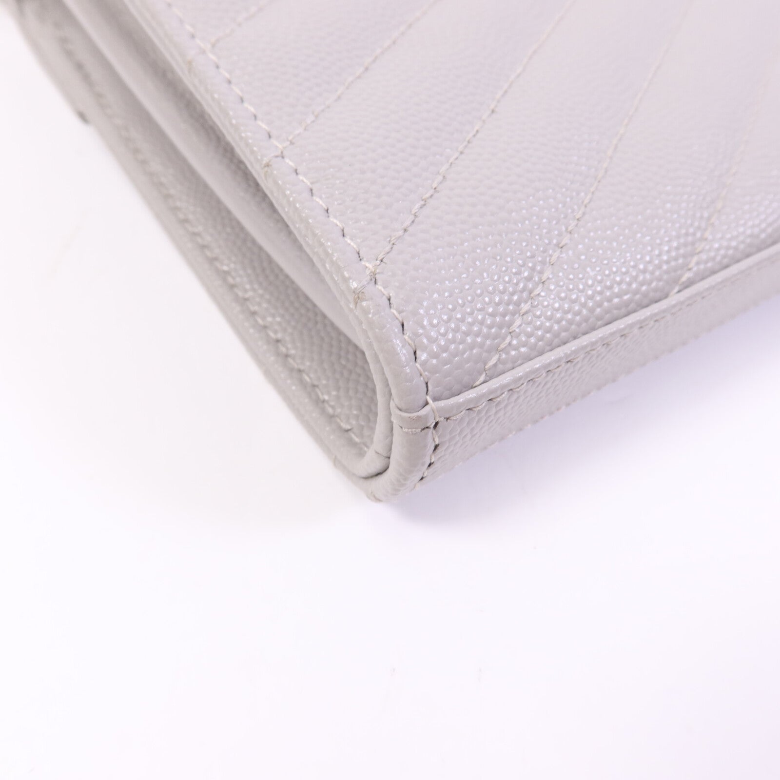 SAINT LAURENT 牛皮皮革Cassandre Envelope銀扣鏈帶肩背袋