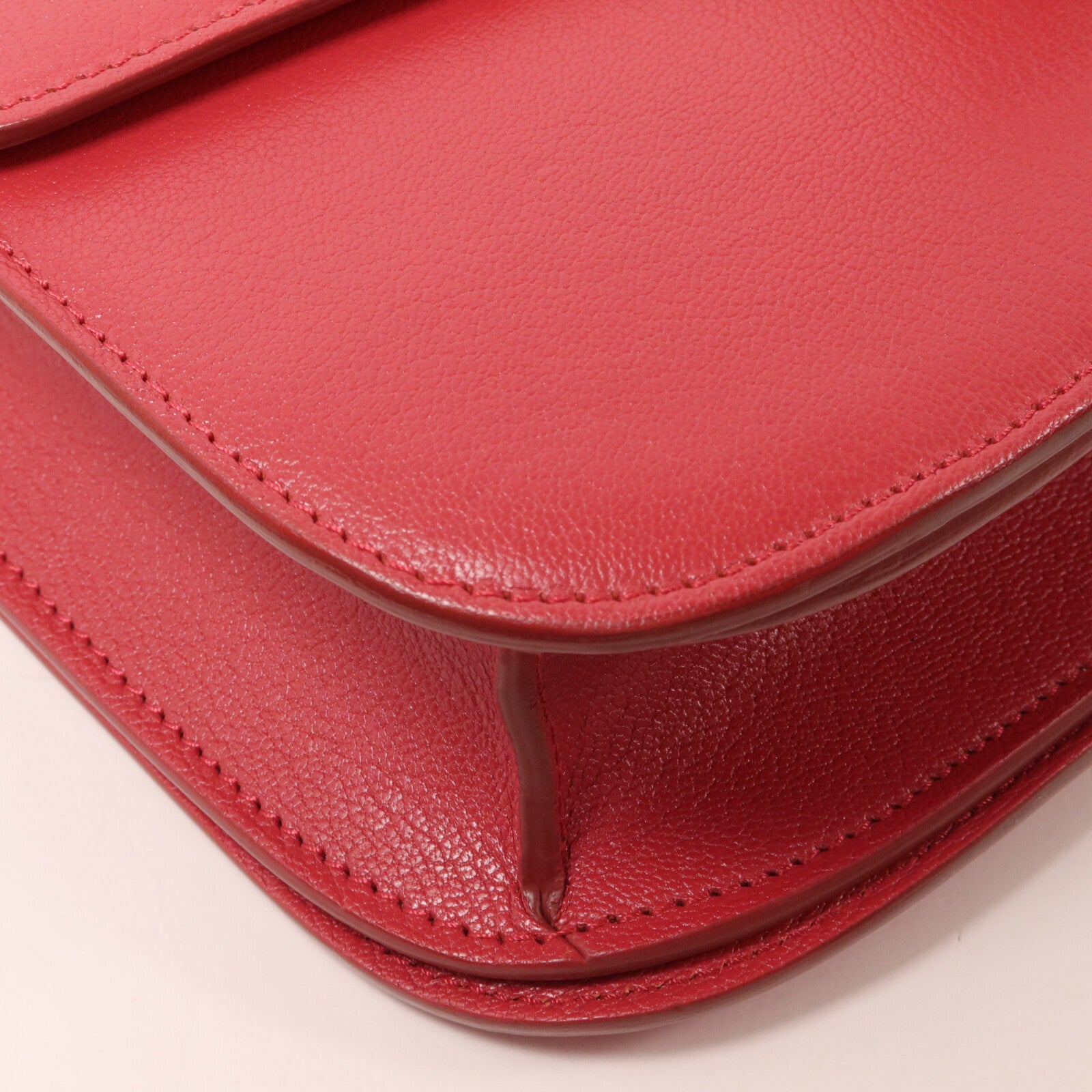CELINE 牛皮皮革Classic Box Medium肩背袋