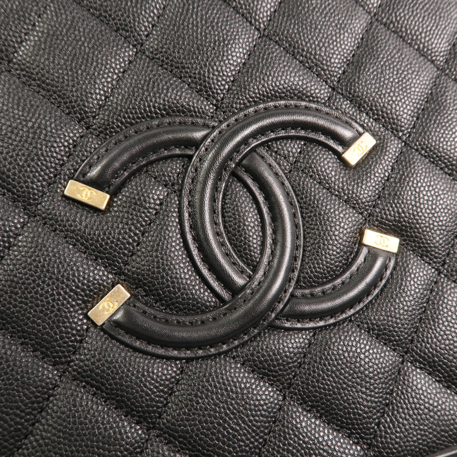 CHANEL 牛皮皮革Medium Vanity Case鏈帶手挽肩背兩用袋