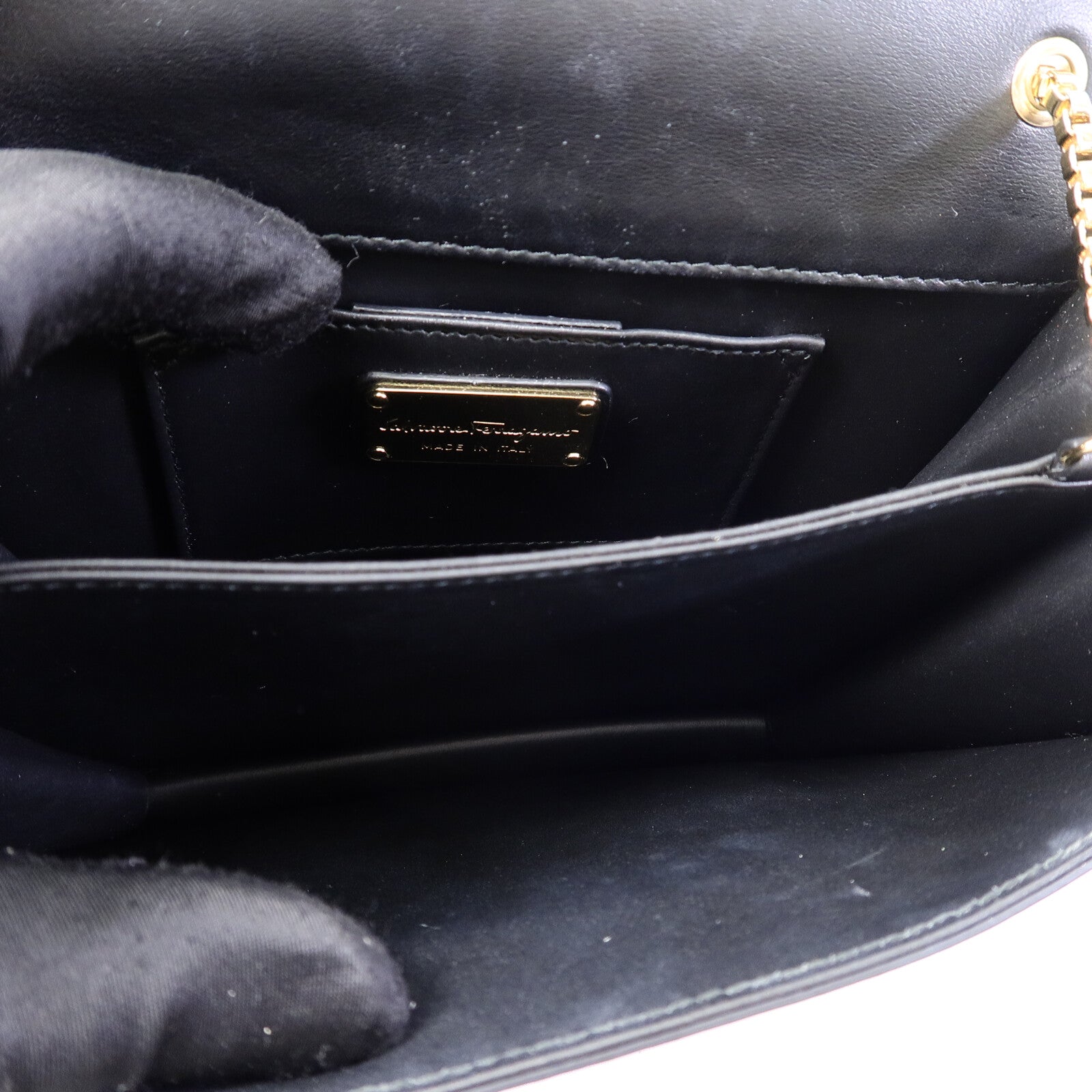 Salvatore Ferragamo 牛皮皮革Chain Shoulder Bag鏈帶肩背袋