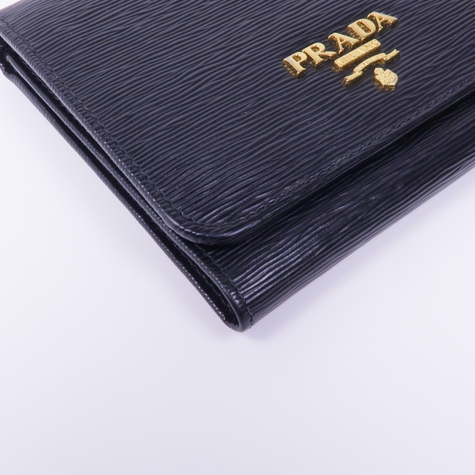 PRADA 【激減優惠】牛皮皮革Wallet金扣錢包