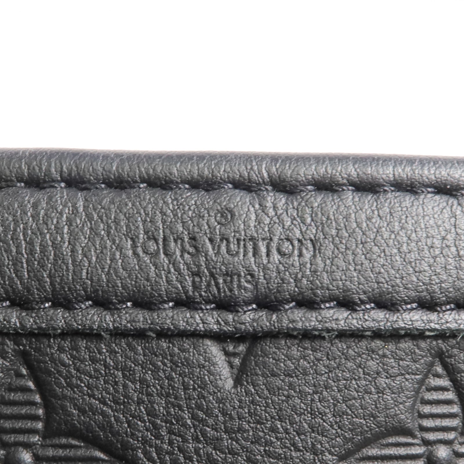 LOUIS VUITTON Monogram Shadow Gaston Wearable Wallet肩背袋