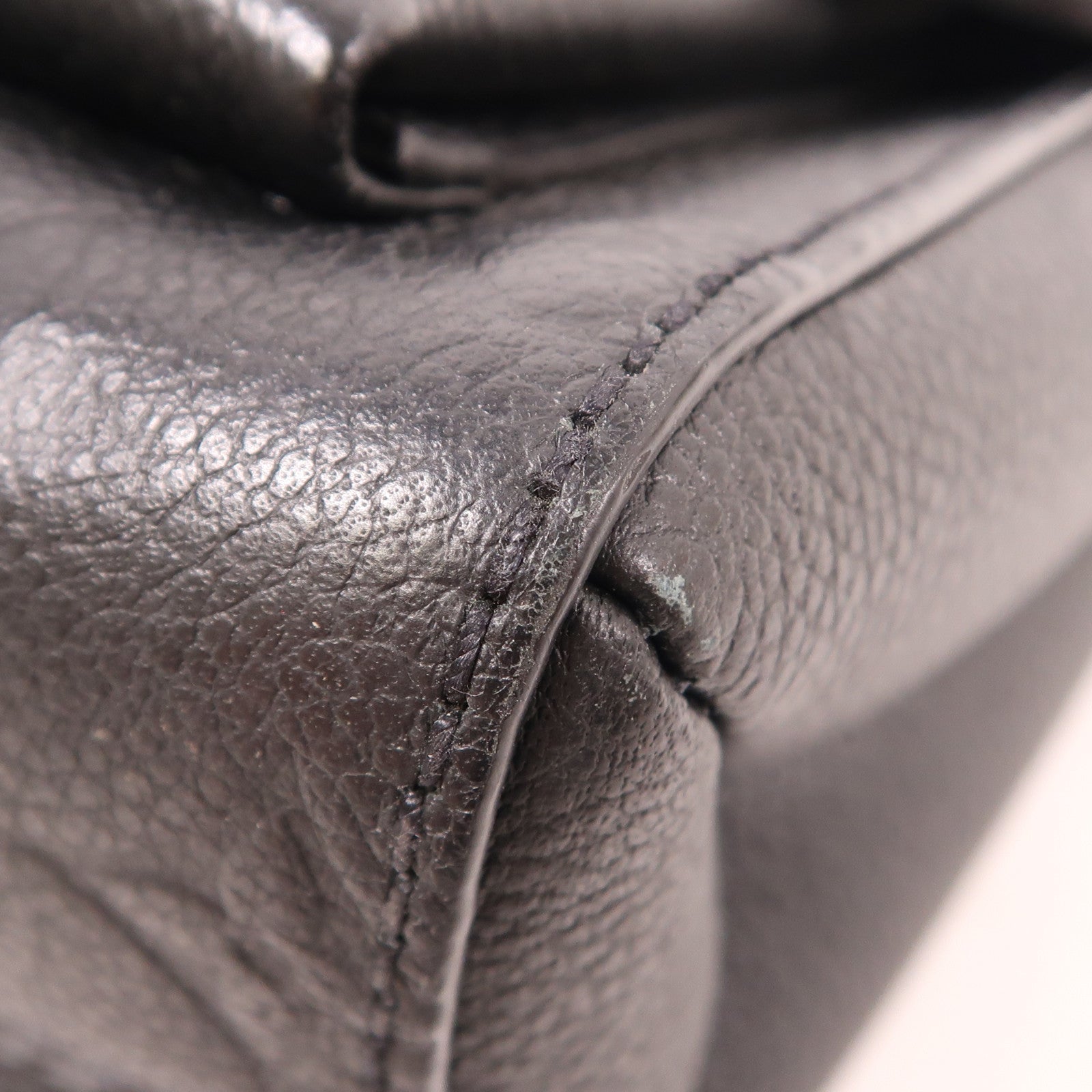 LOUIS VUITTON LV GHW Vavin PM Shoulder Bag M44151 Monogram Empreinte Black