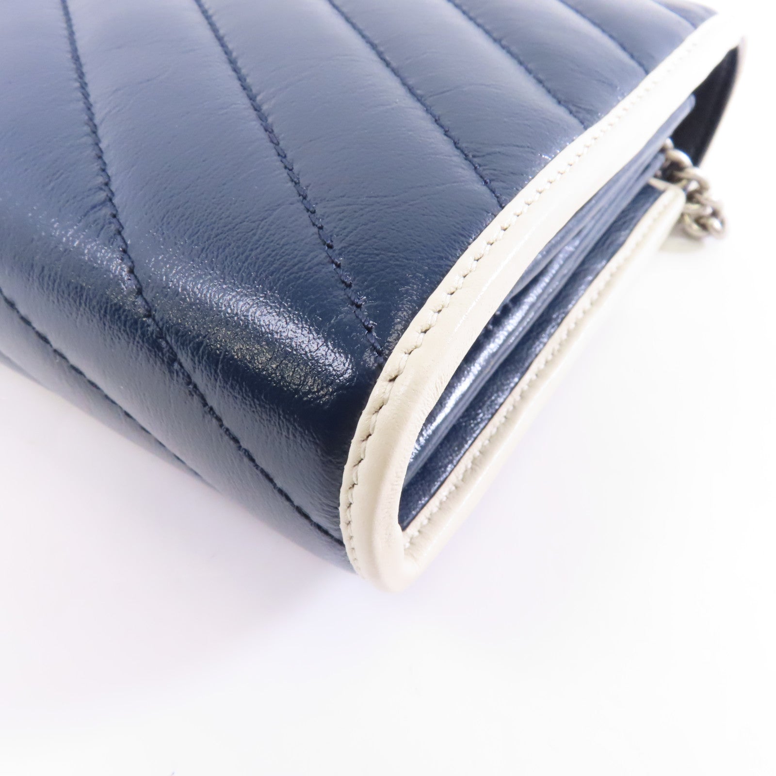 GUCCI 【激減優惠】牛皮皮革GG Marmont Shoulder Bag銀扣鏈帶肩背袋藍色