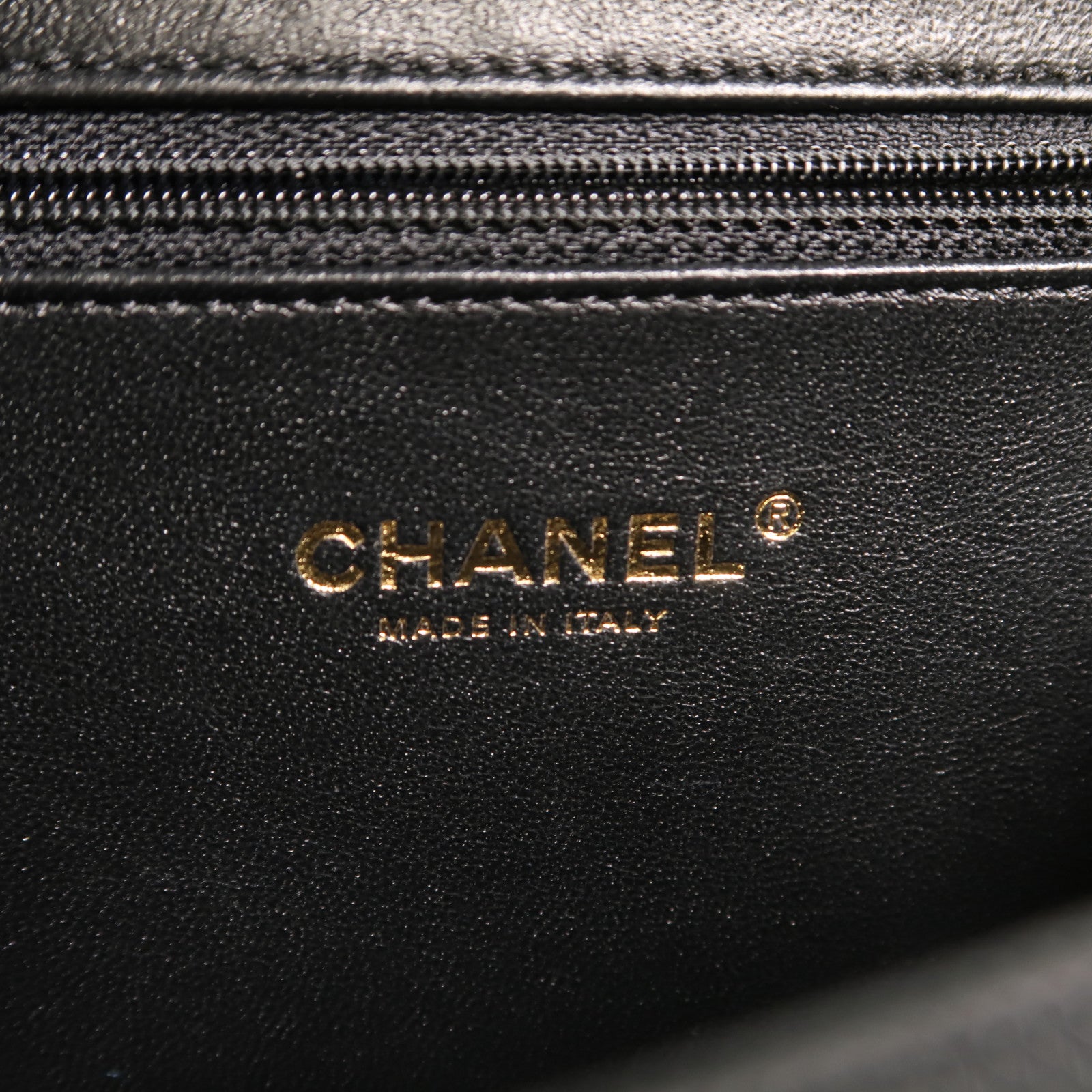 CHANEL 牛皮皮革Medium Vanity Case鏈帶手挽肩背兩用袋