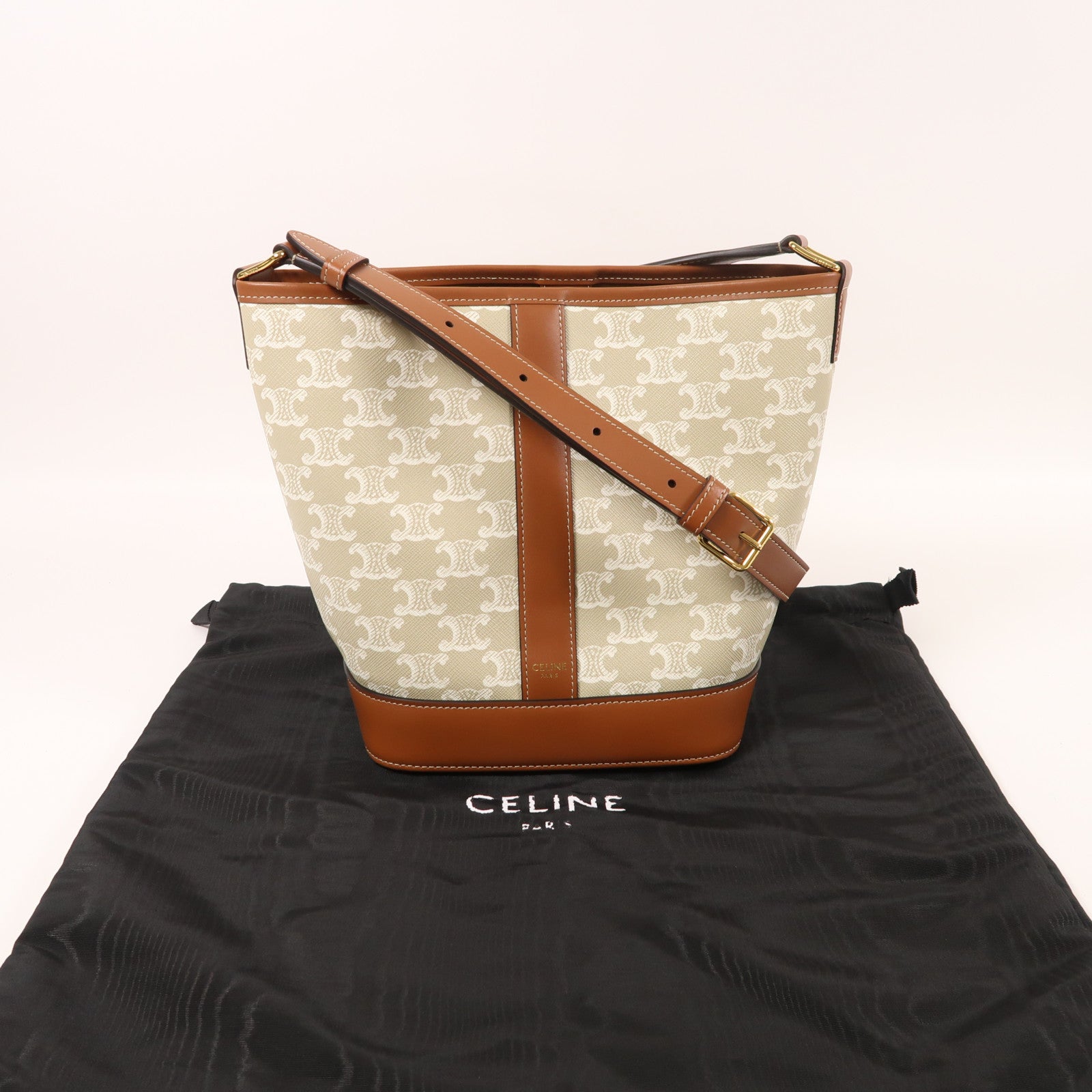 CELINE 塗層帆布Triomphe Bucket金扣肩背袋