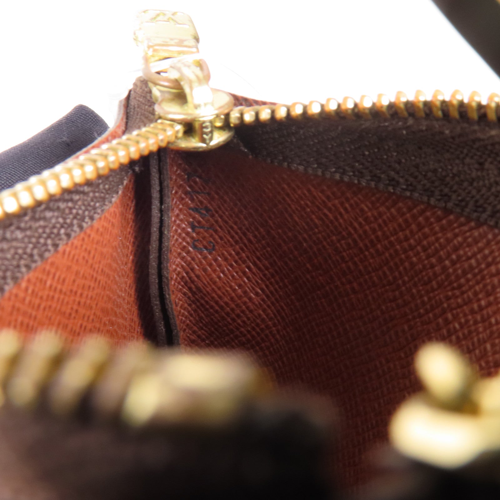 LOUIS VUITTON Monogram Key Pouch金扣鎖匙包