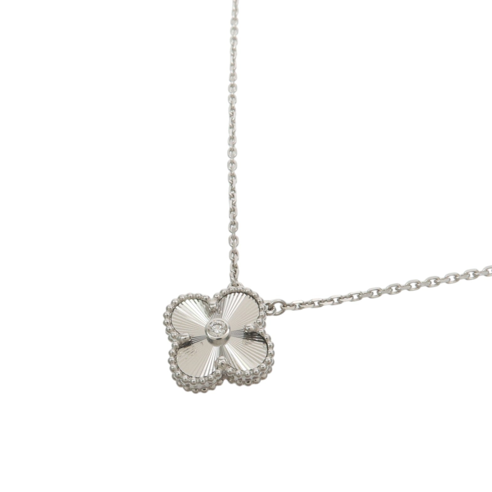 Van Cleef & Arpels 18K白金Vintage Alhambra Holiday 2020鑽石項鍊