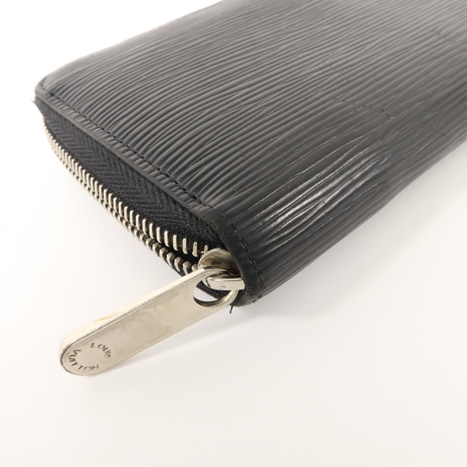 LOUIS VUITTON Epi Zippy Long Round Wallet長錢包