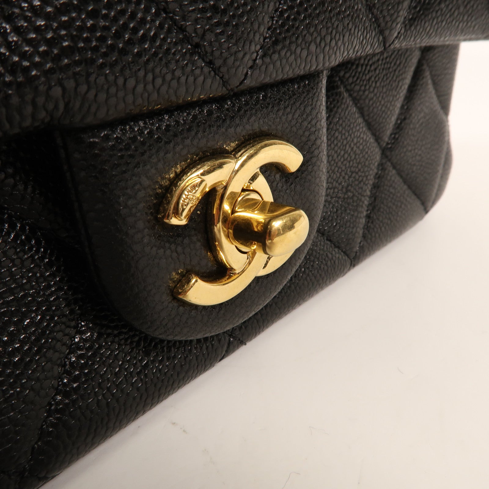 CHANEL 牛皮皮革Mini Flap Bag金扣鏈帶肩背袋
