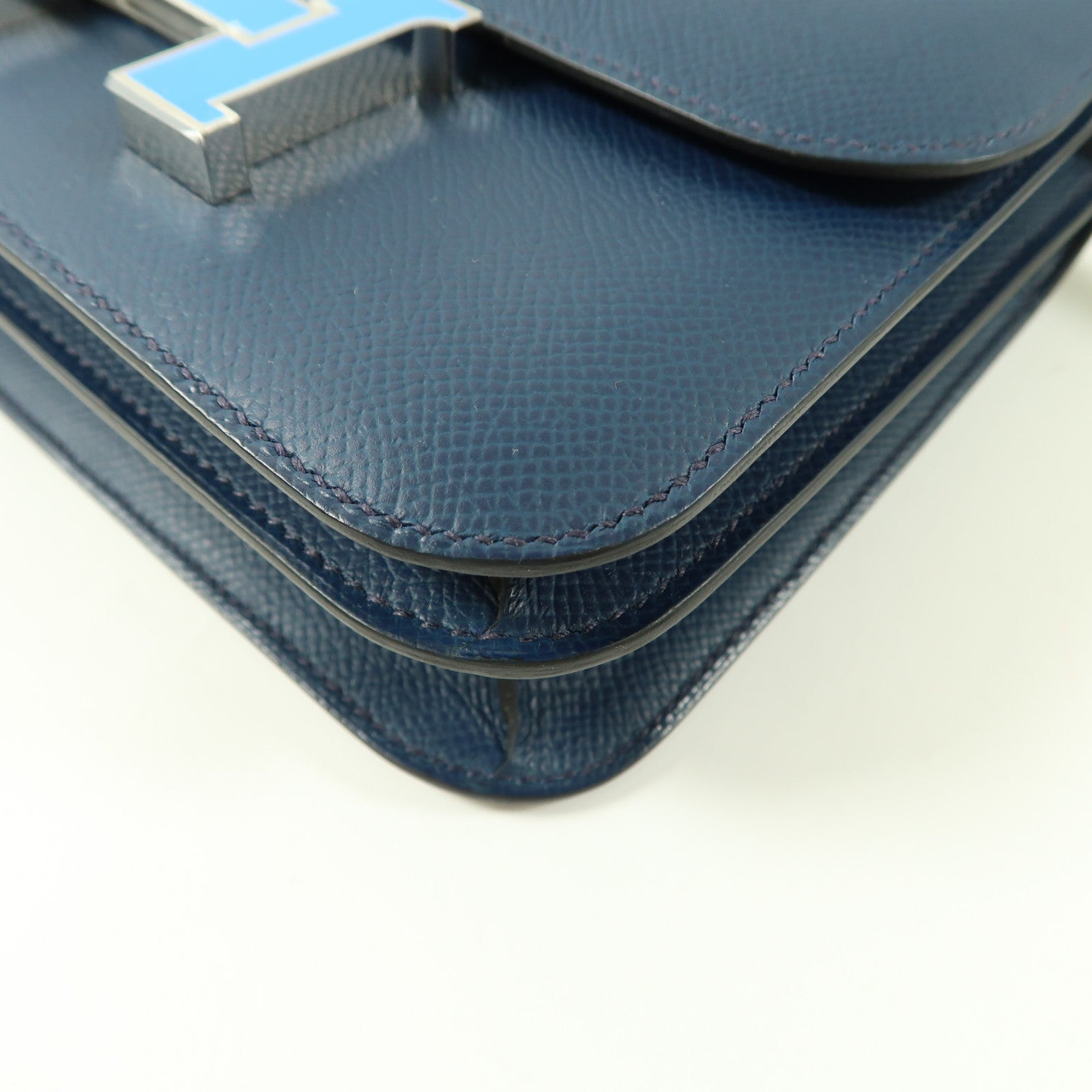 HERMES Epsom皮革Mini Constance銀扣肩背袋Bleu de Prusse/深藍色