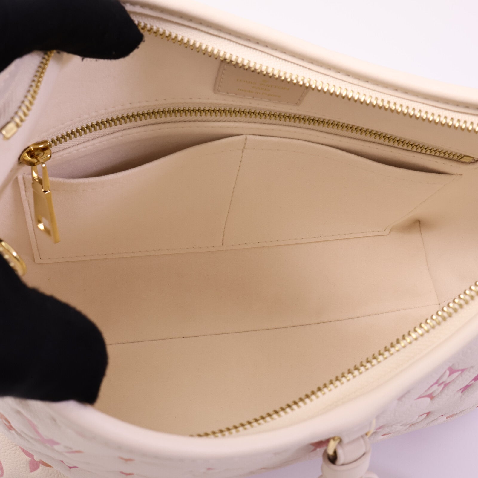 LOUIS VUITTON Monogram Empreinte Carryall PM肩背袋